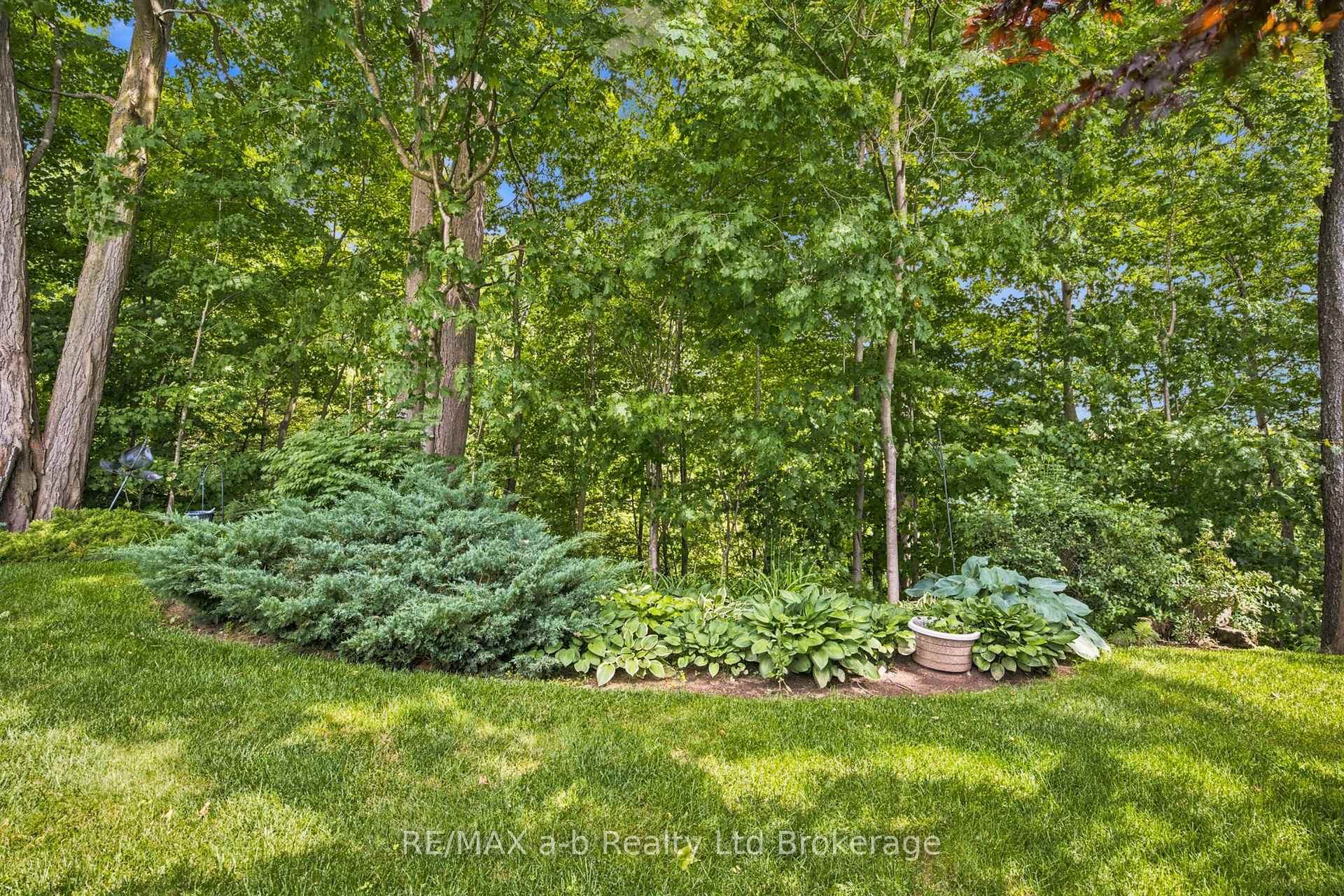 Photo 9 of 32 Wilkins Crescent, Tillsonburg — HOMEH