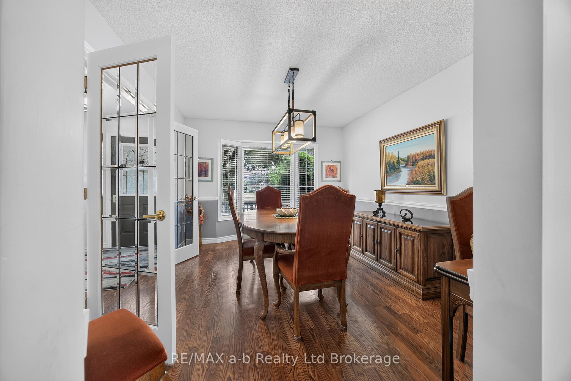 Photo 16 of 32 Wilkins Crescent, Tillsonburg — HOMEH