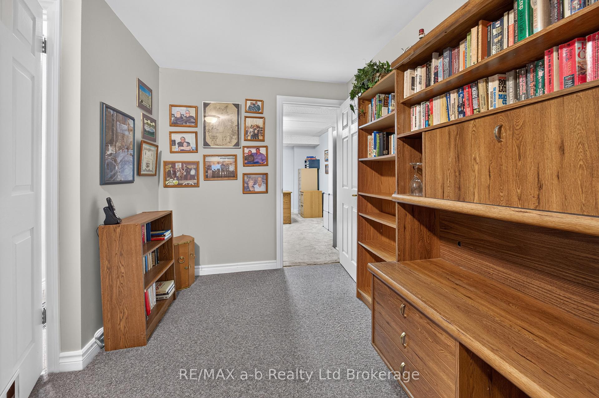 Photo 34 of 32 Wilkins Crescent, Tillsonburg — HOMEH
