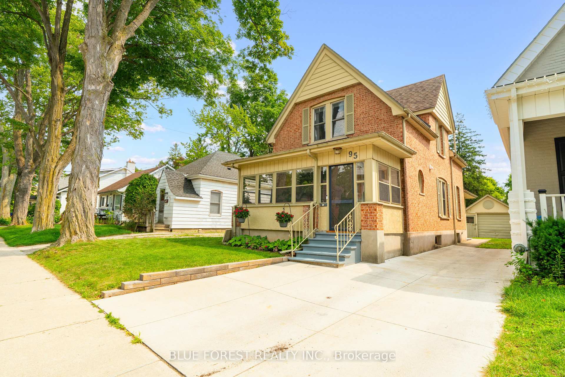 Photo 1 of 95 Tecumseh Avenue E, London, South F — HOMEH