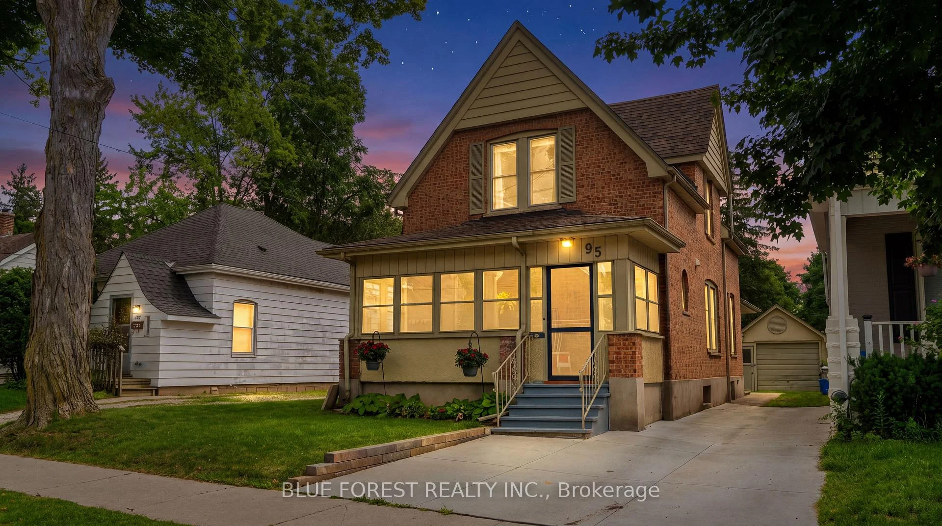 Photo 3 of 95 Tecumseh Avenue E, London, South F — HOMEH