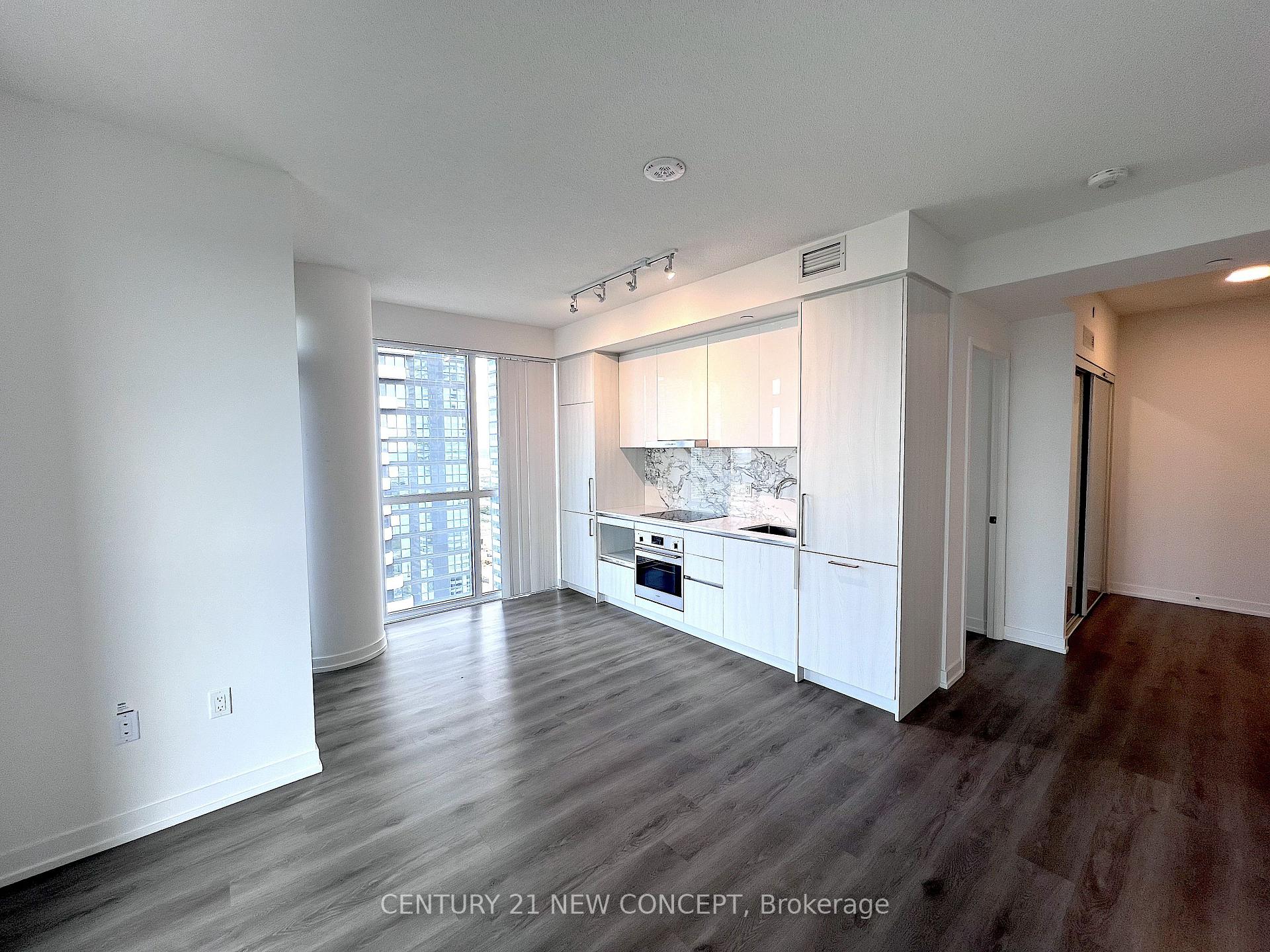 Photo 2 of Unit 3512, 225 Commerce Street, Vaughan, Vaughan Corporate Centre — HOMEH