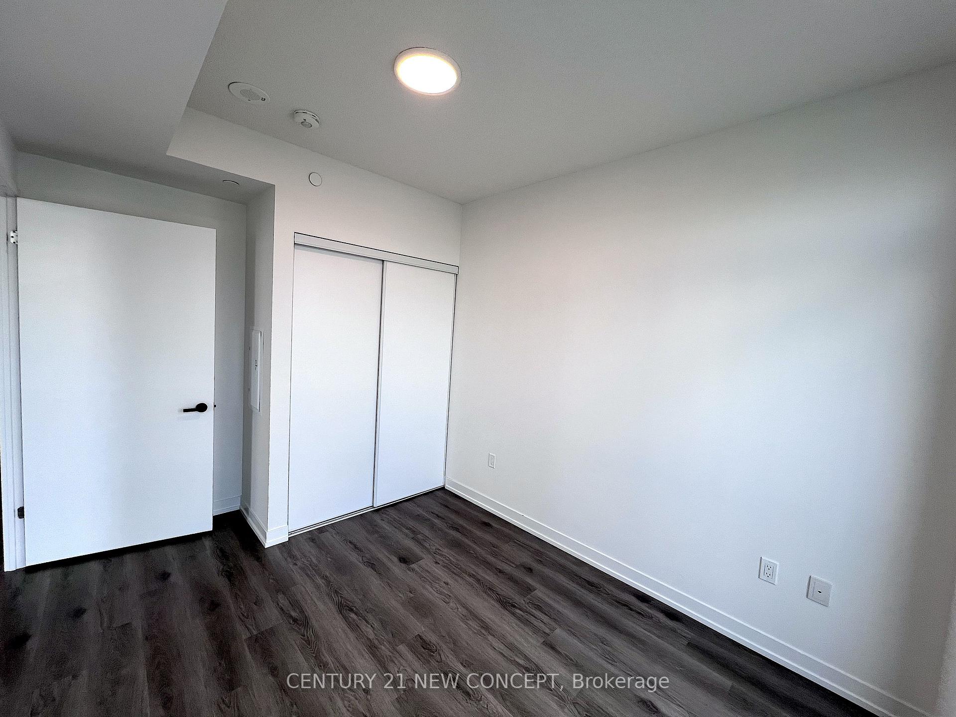 Photo 6 of Unit 3512, 225 Commerce Street, Vaughan, Vaughan Corporate Centre — HOMEH
