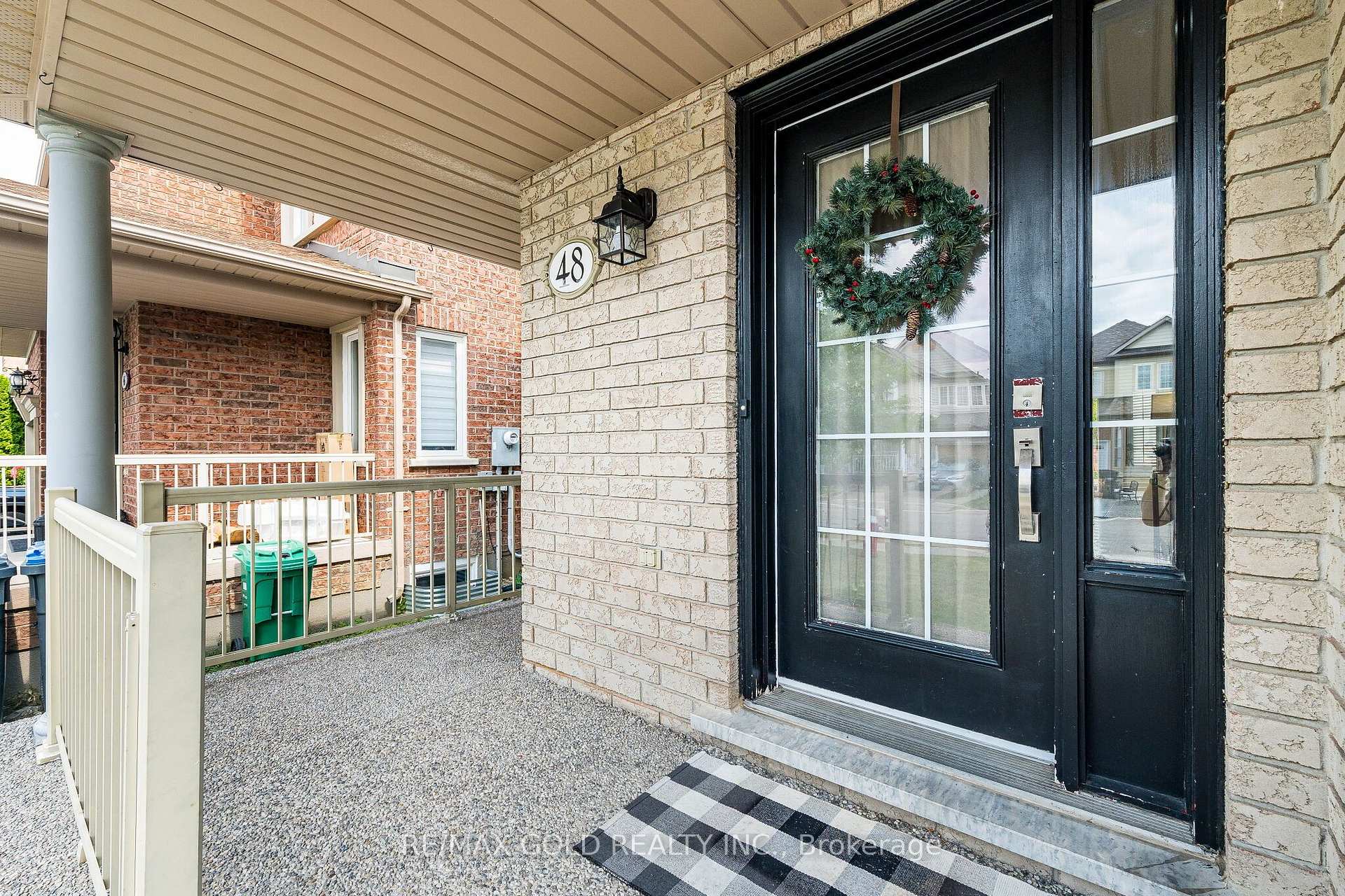 Photo 3 of 48 Redfinch Way, Brampton, Fletcher's Meadow — HOMEH
