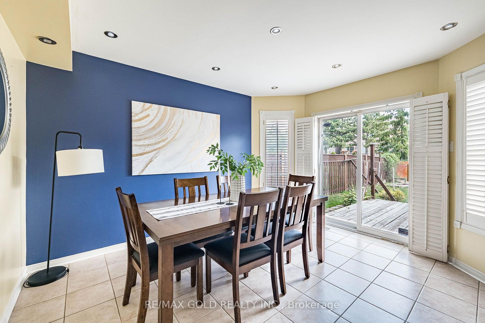 Photo 15 of 48 Redfinch Way, Brampton, Fletcher's Meadow — HOMEH