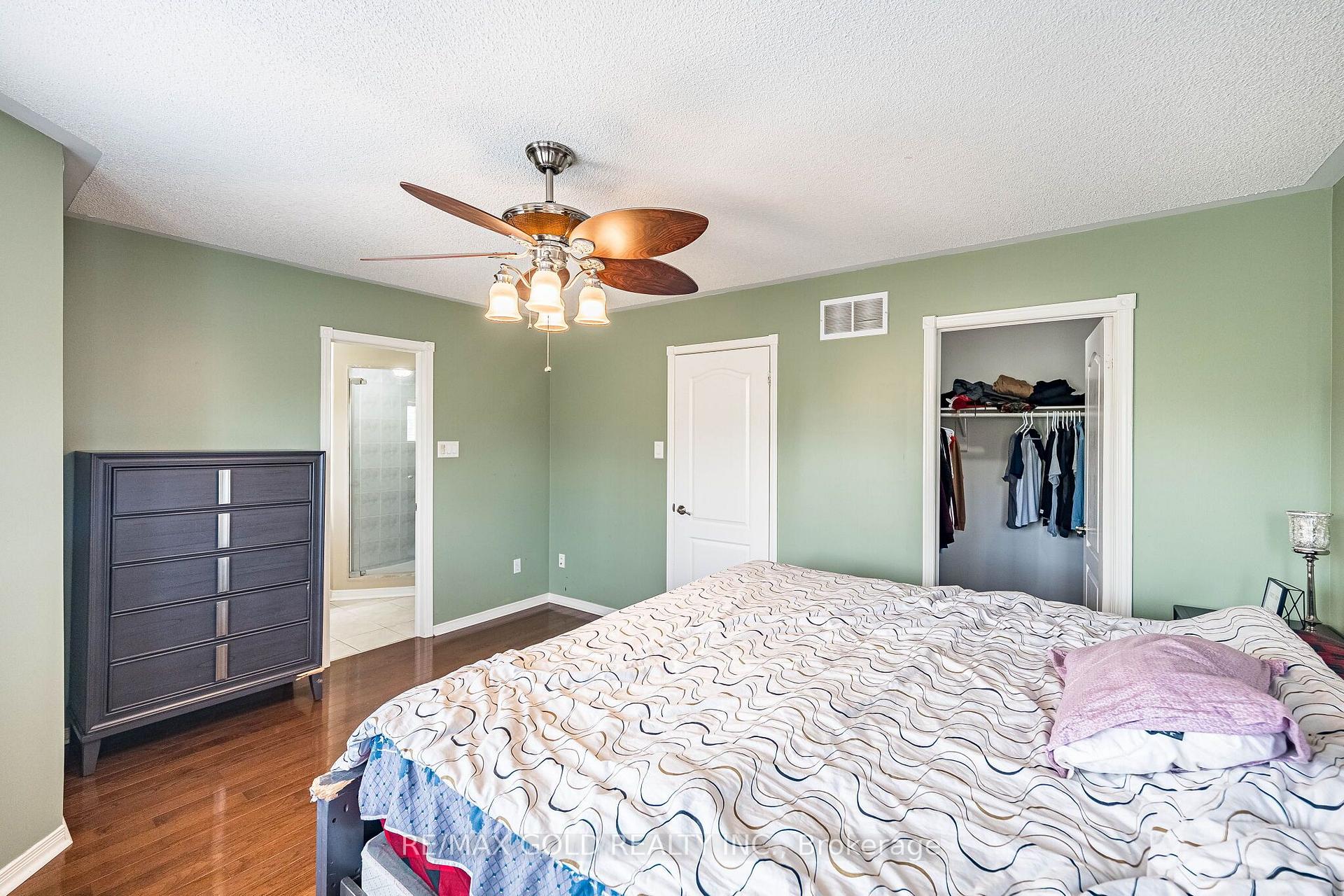 Photo 17 of 48 Redfinch Way, Brampton, Fletcher's Meadow — HOMEH