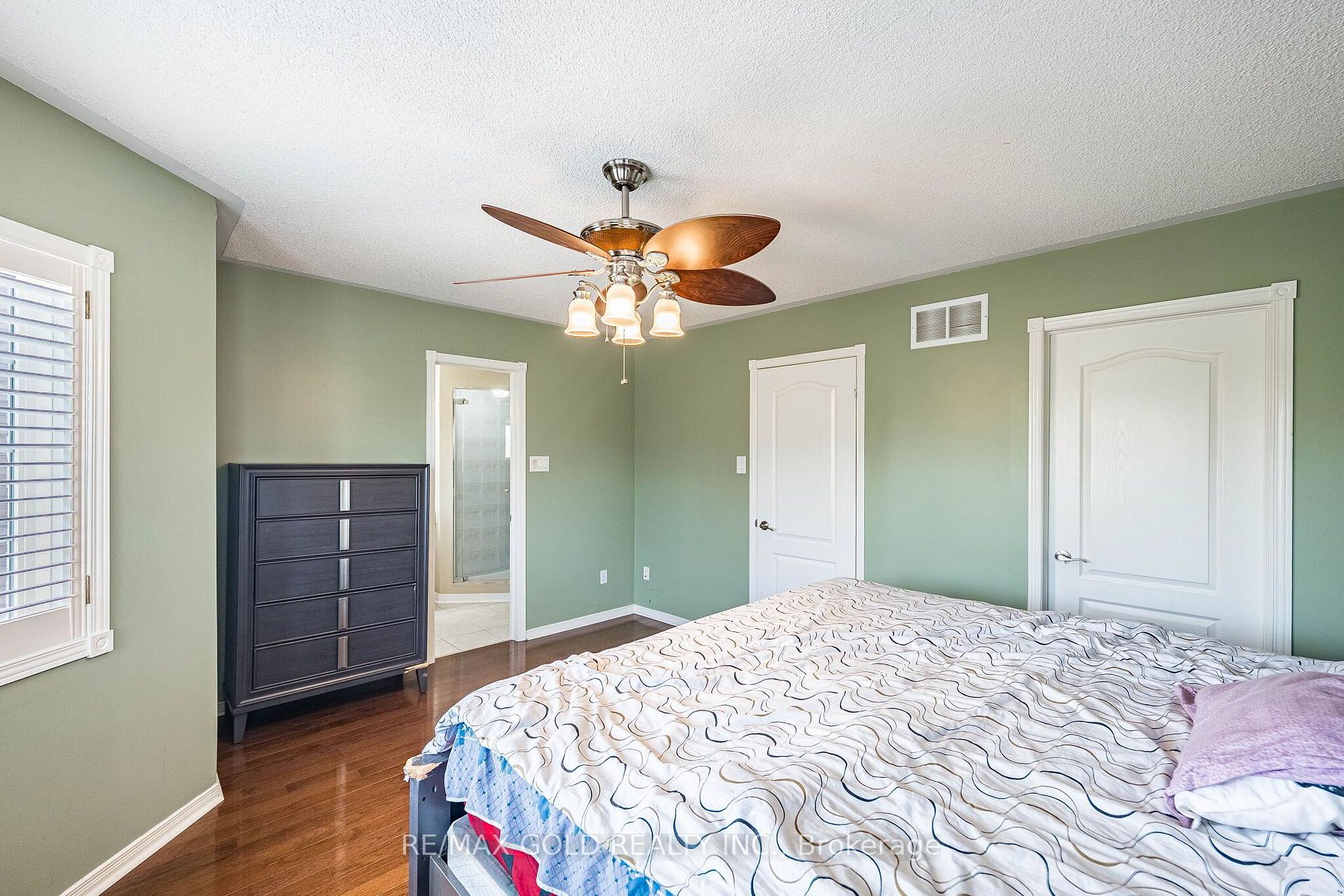 Photo 18 of 48 Redfinch Way, Brampton, Fletcher's Meadow — HOMEH