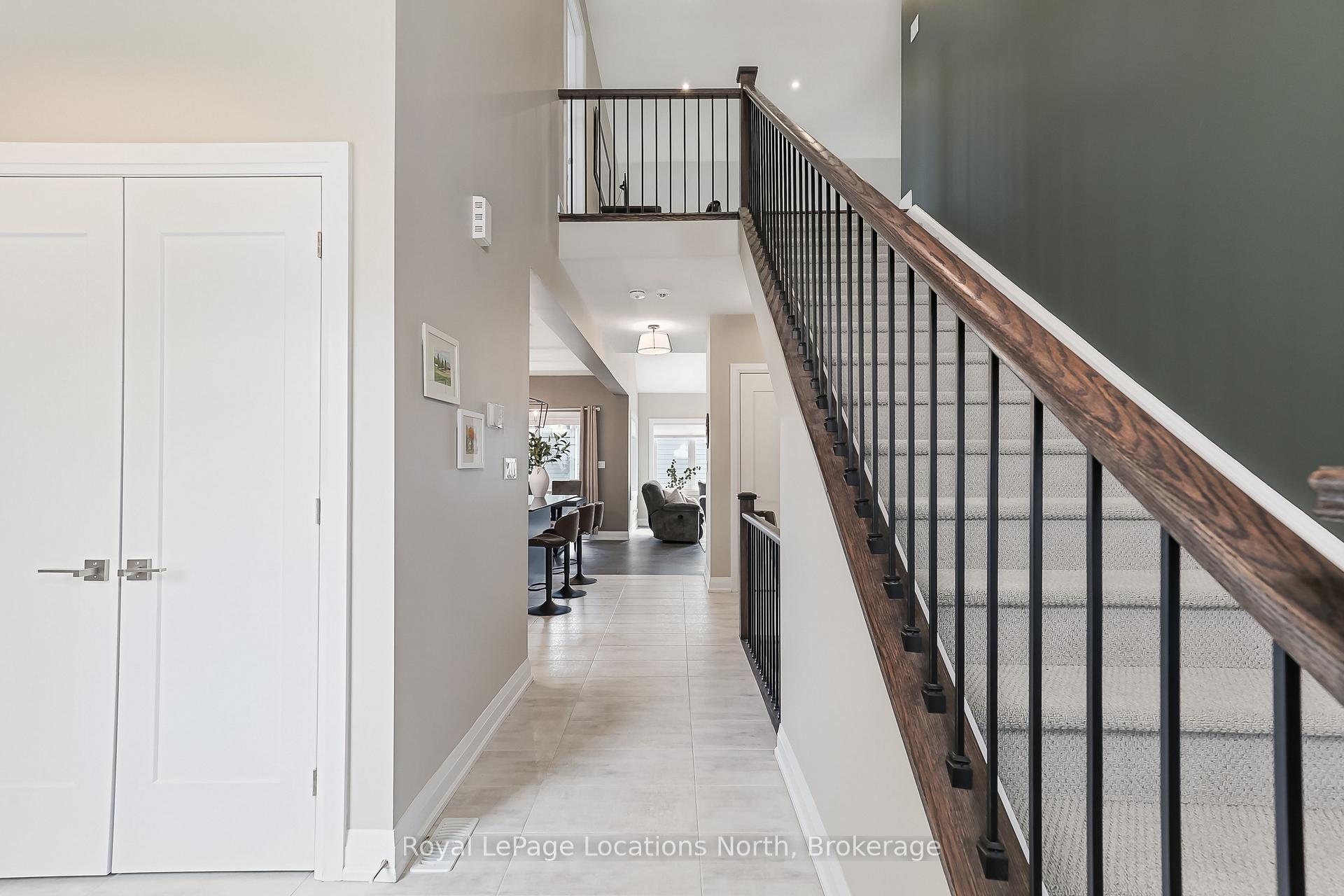 Photo 4 of 121 Beacon Drive, Blue Mountains — HOMEH