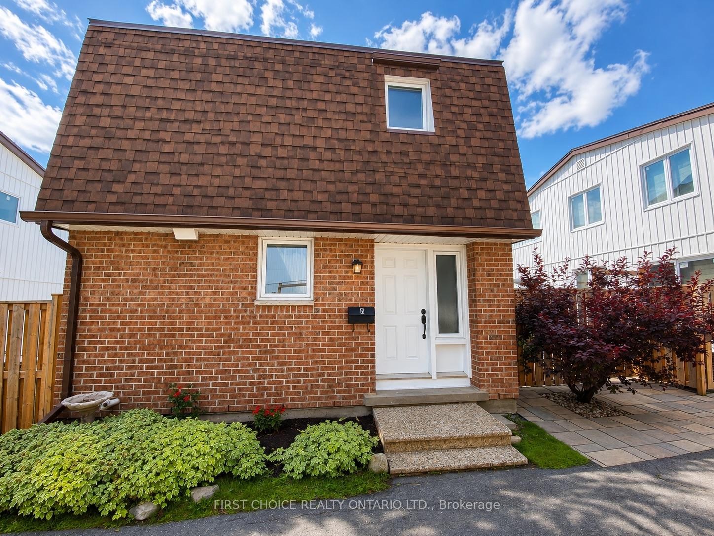 Photo of Unit 6, 837 Eastvale Drive