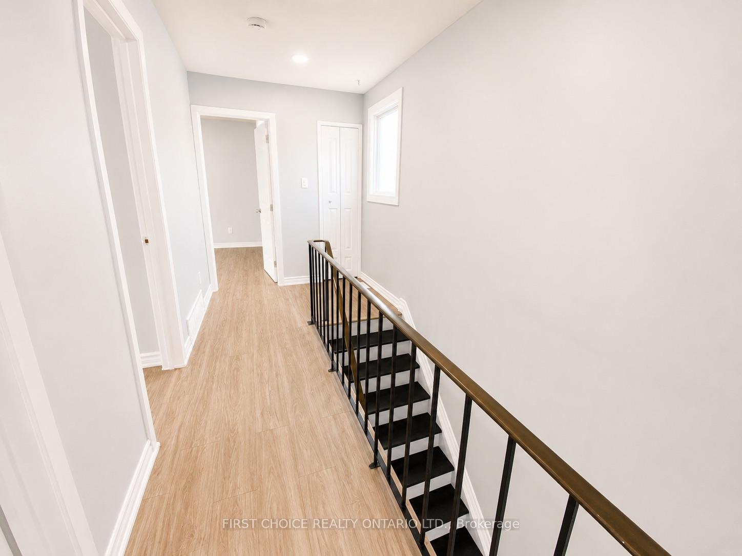 Photo 11 of Unit 6, 837 Eastvale Drive, Ottawa, Beaconwood — HOMEH