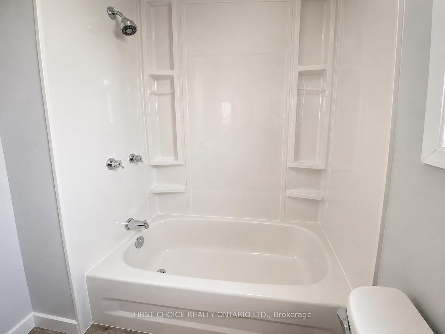 Photo 20 of Unit 6, 837 Eastvale Drive, Ottawa, Beaconwood — HOMEH