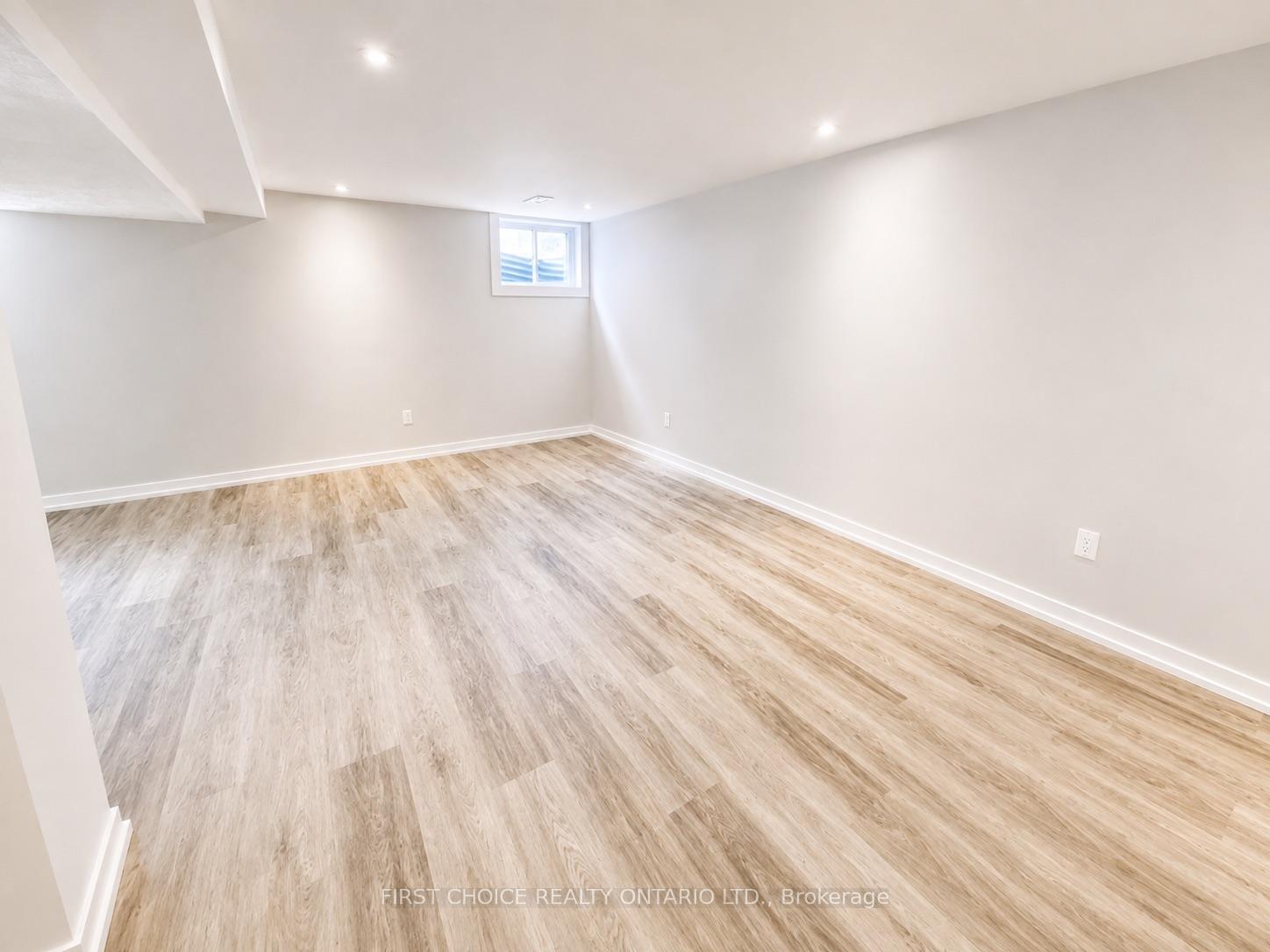 Photo 21 of Unit 6, 837 Eastvale Drive, Ottawa, Beaconwood — HOMEH