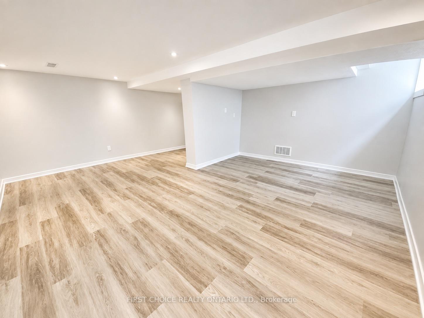 Photo 23 of Unit 6, 837 Eastvale Drive, Ottawa, Beaconwood — HOMEH