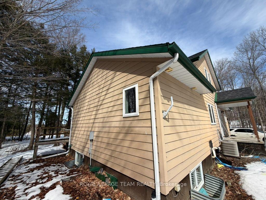 Photo 7 of 685 Kidd Road, Beckwith, Beckwith Twp — HOMEH