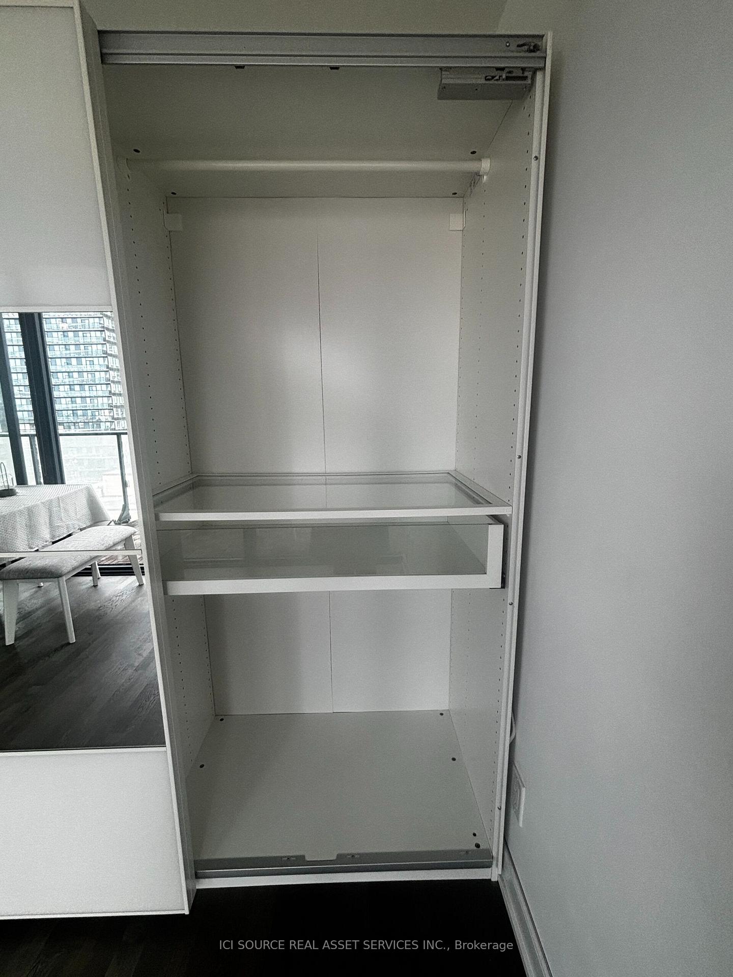 Photo 7 of Unit 1304, 185 Roehampton Avenue, Toronto, Mount Pleasant West — HOMEH