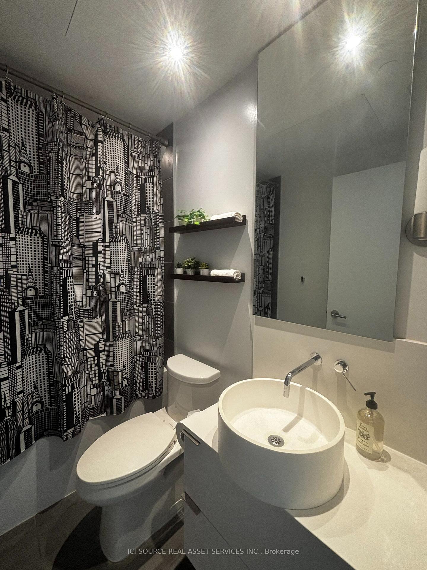 Photo 13 of Unit 1304, 185 Roehampton Avenue, Toronto, Mount Pleasant West — HOMEH