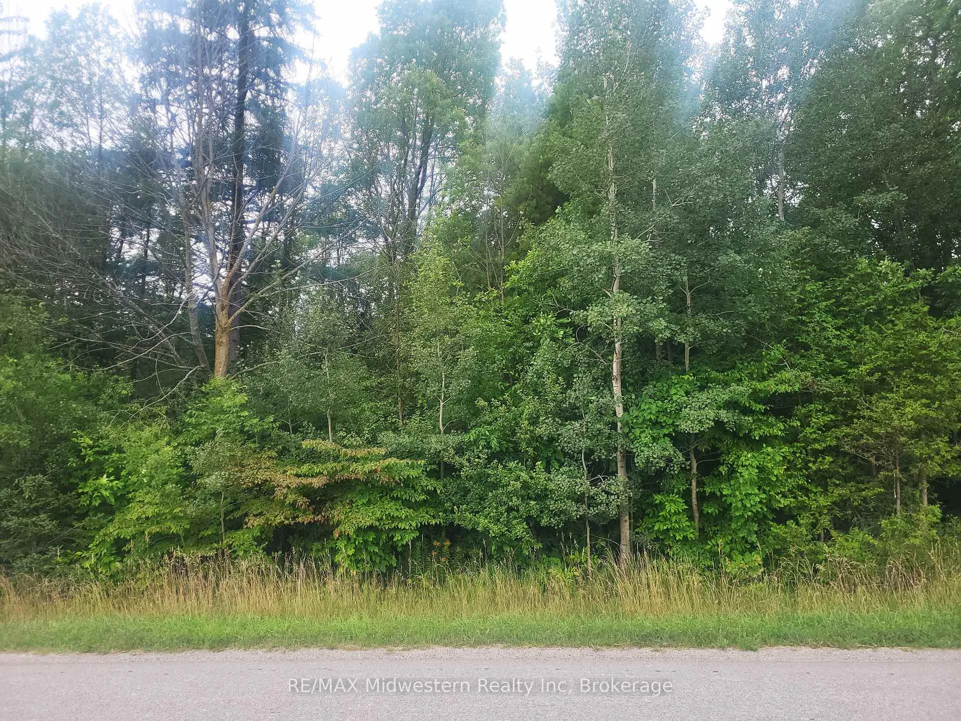 Photo 6 of 6492 10th Line, Minto — HOMEH