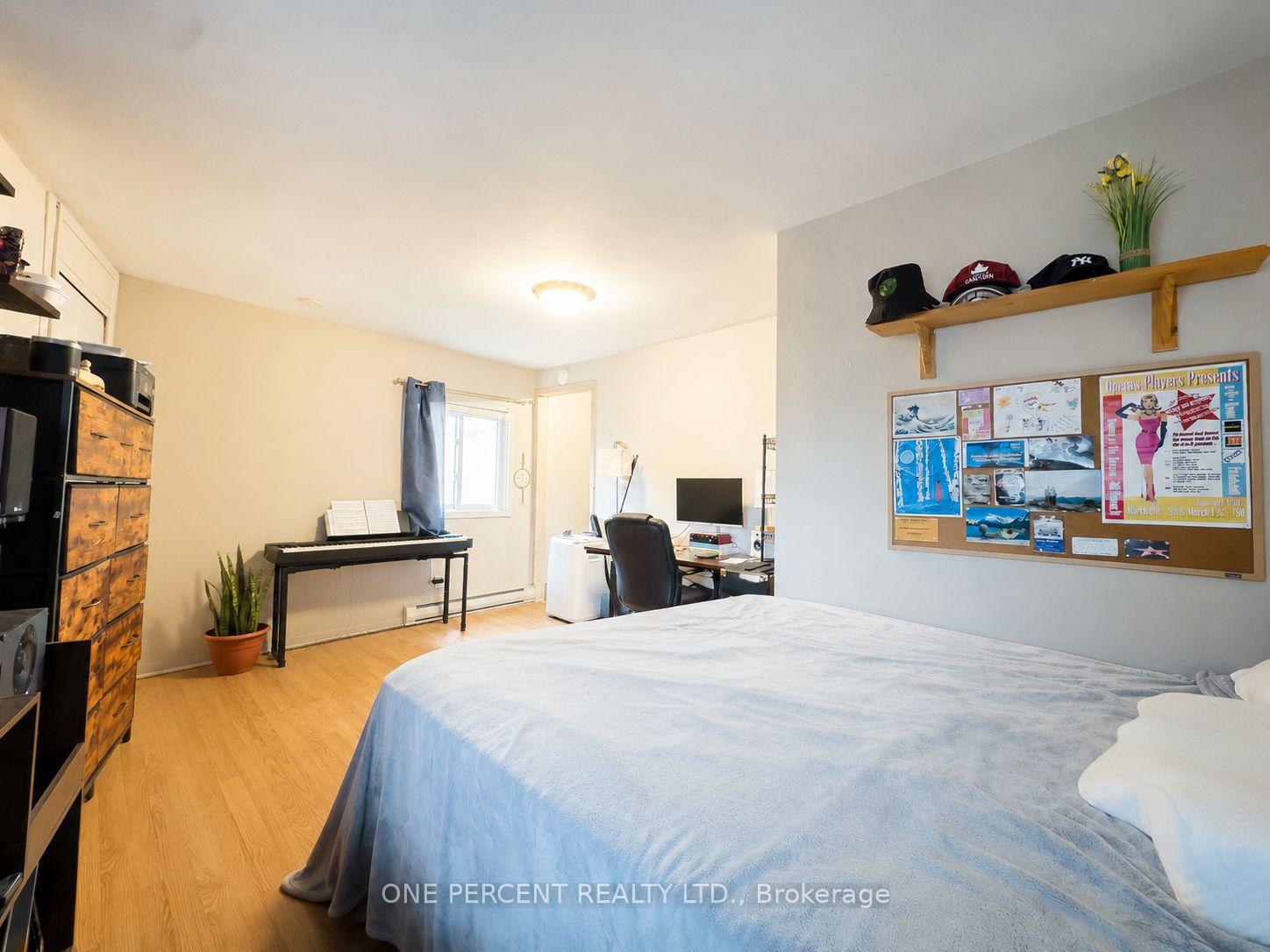 Photo 20 of 138 Chatham Street, Kingston, East of Sir John A. Blvd — HOMEH