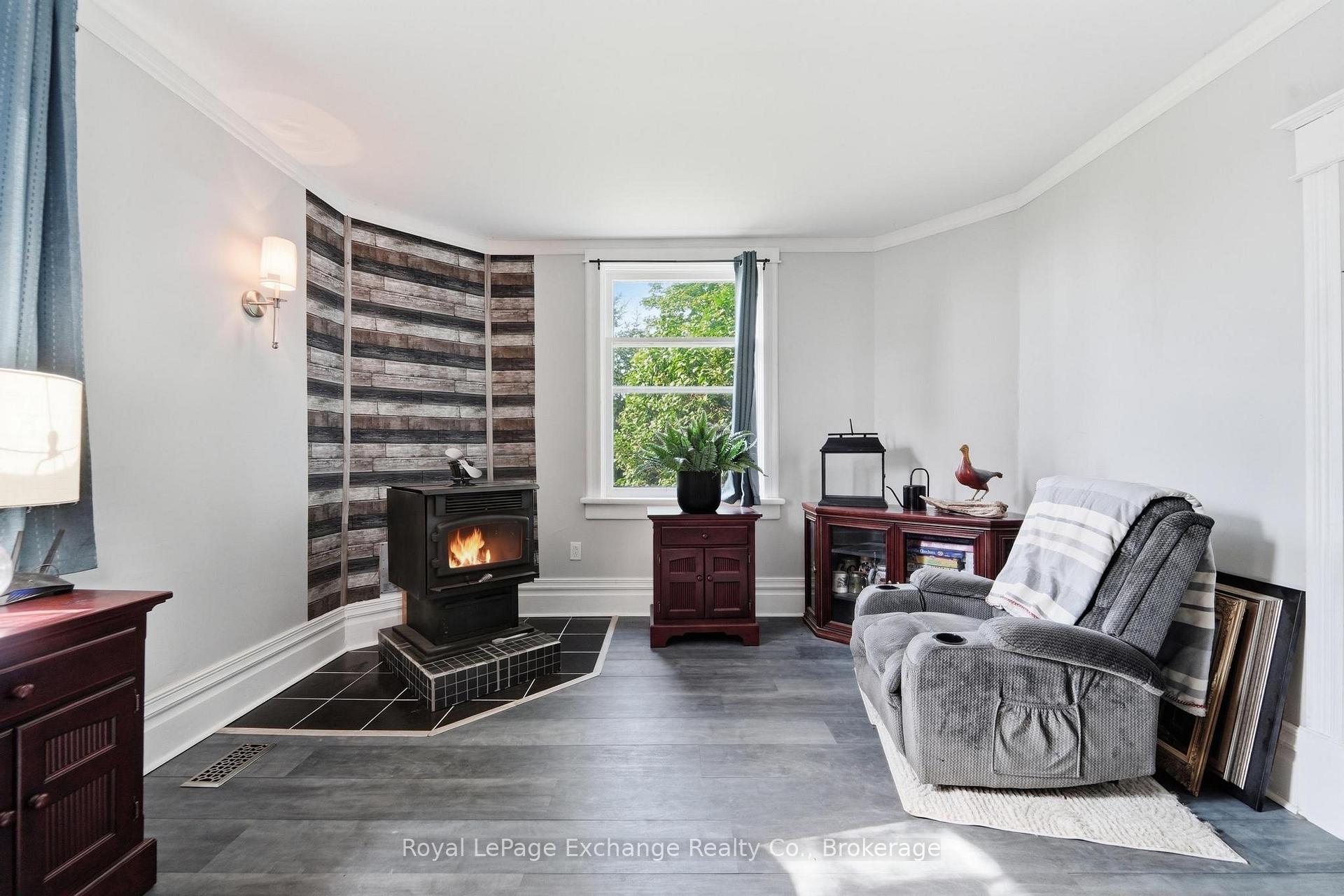 Photo 15 of 786 10 Concession, Kincardine — HOMEH