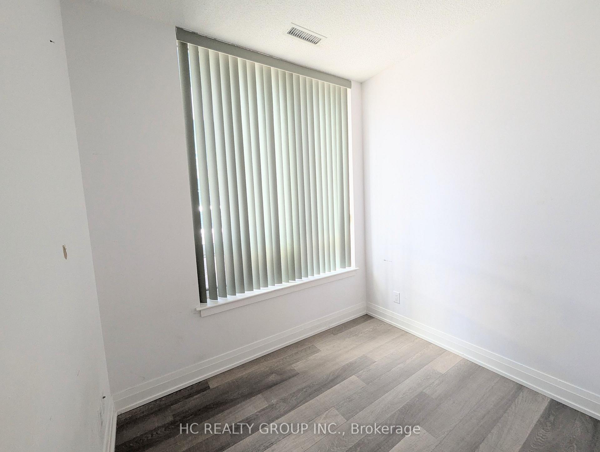 Photo 6 of 7165 Yonge Street, Markham, Grandview — HOMEH