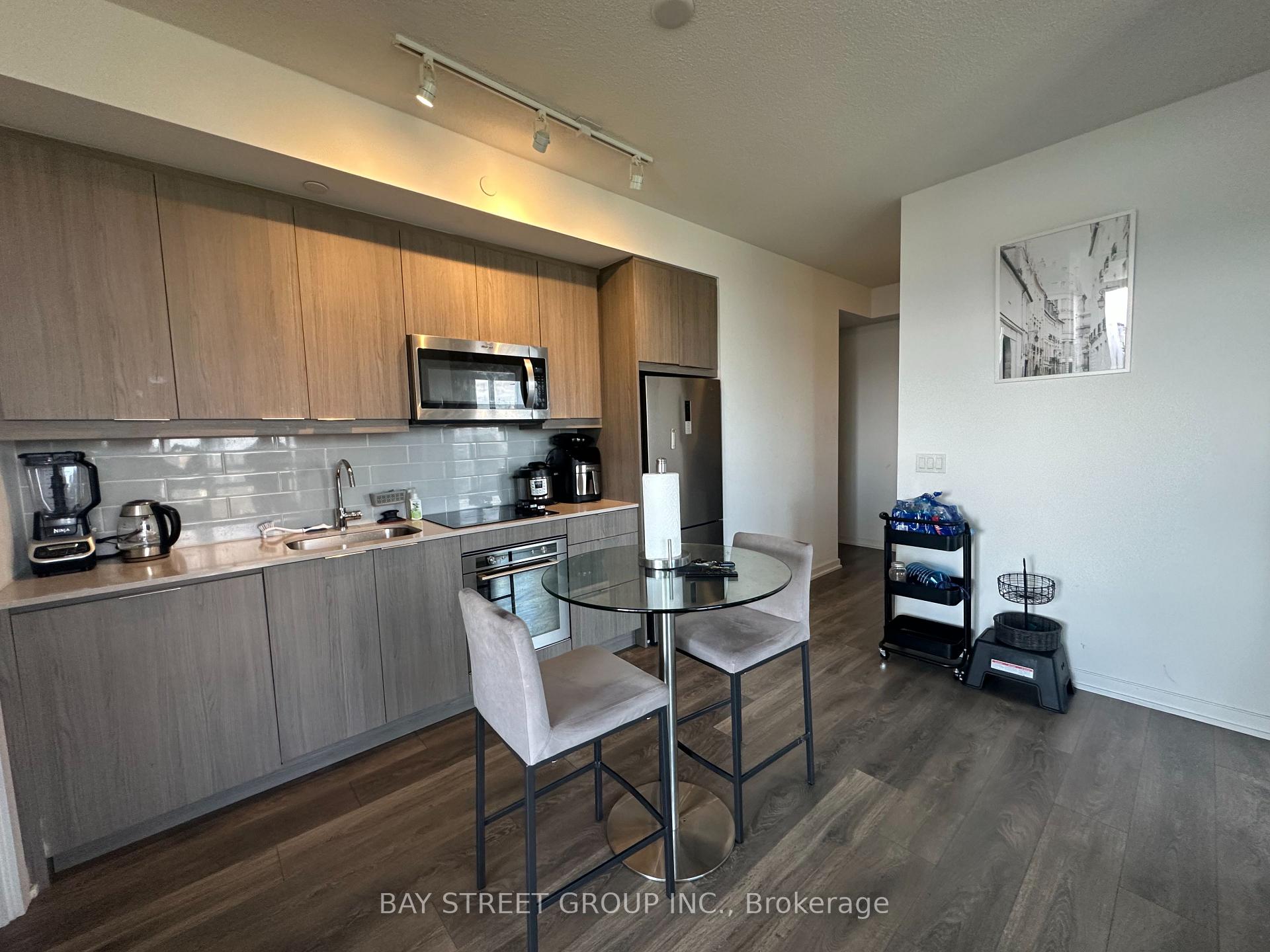 Photo 6 of Unit 1308, 32 Forest Manor Road, North York, Henry Farm — HOMEH
