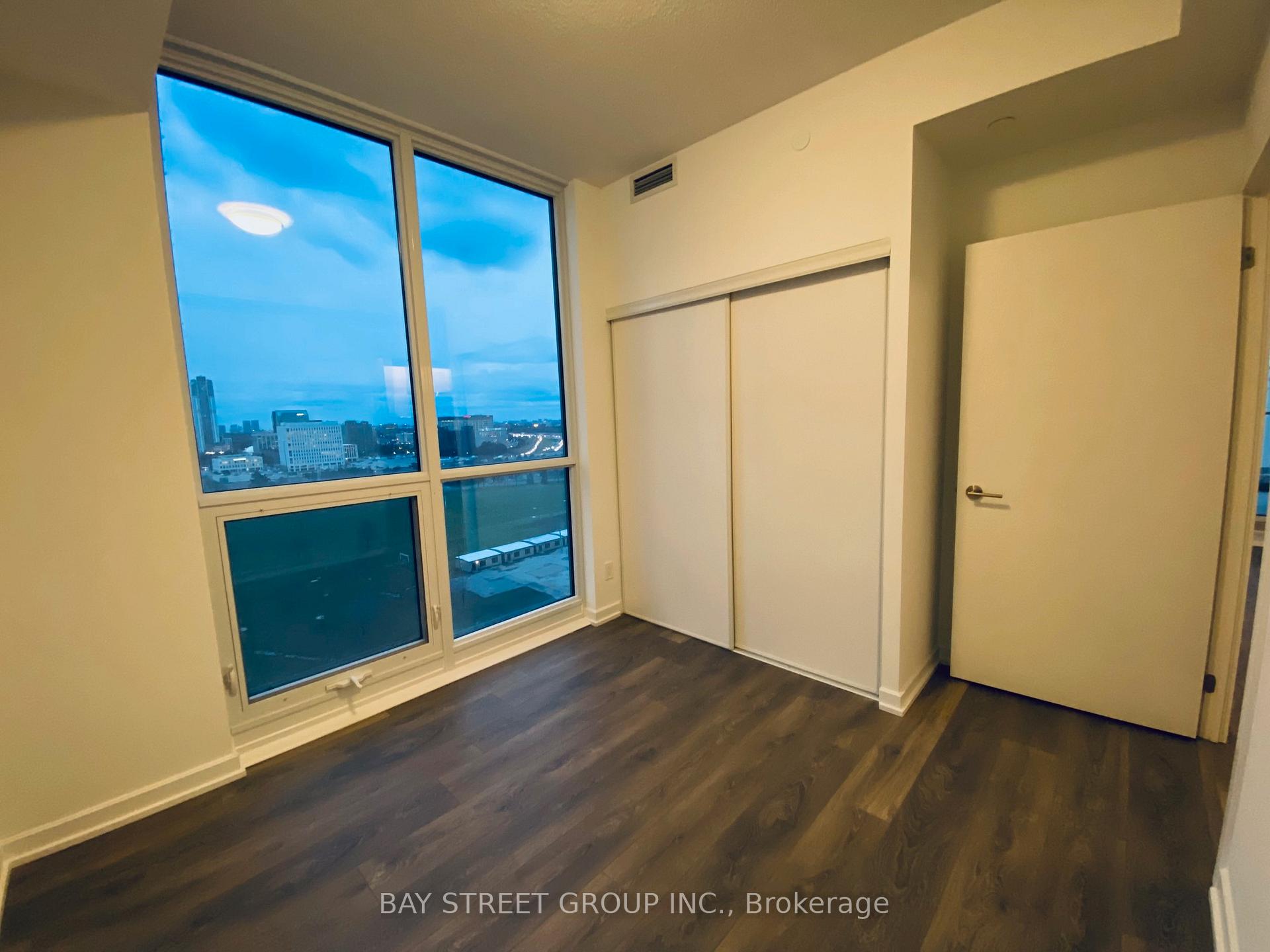 Photo 10 of Unit 1308, 32 Forest Manor Road, North York, Henry Farm — HOMEH