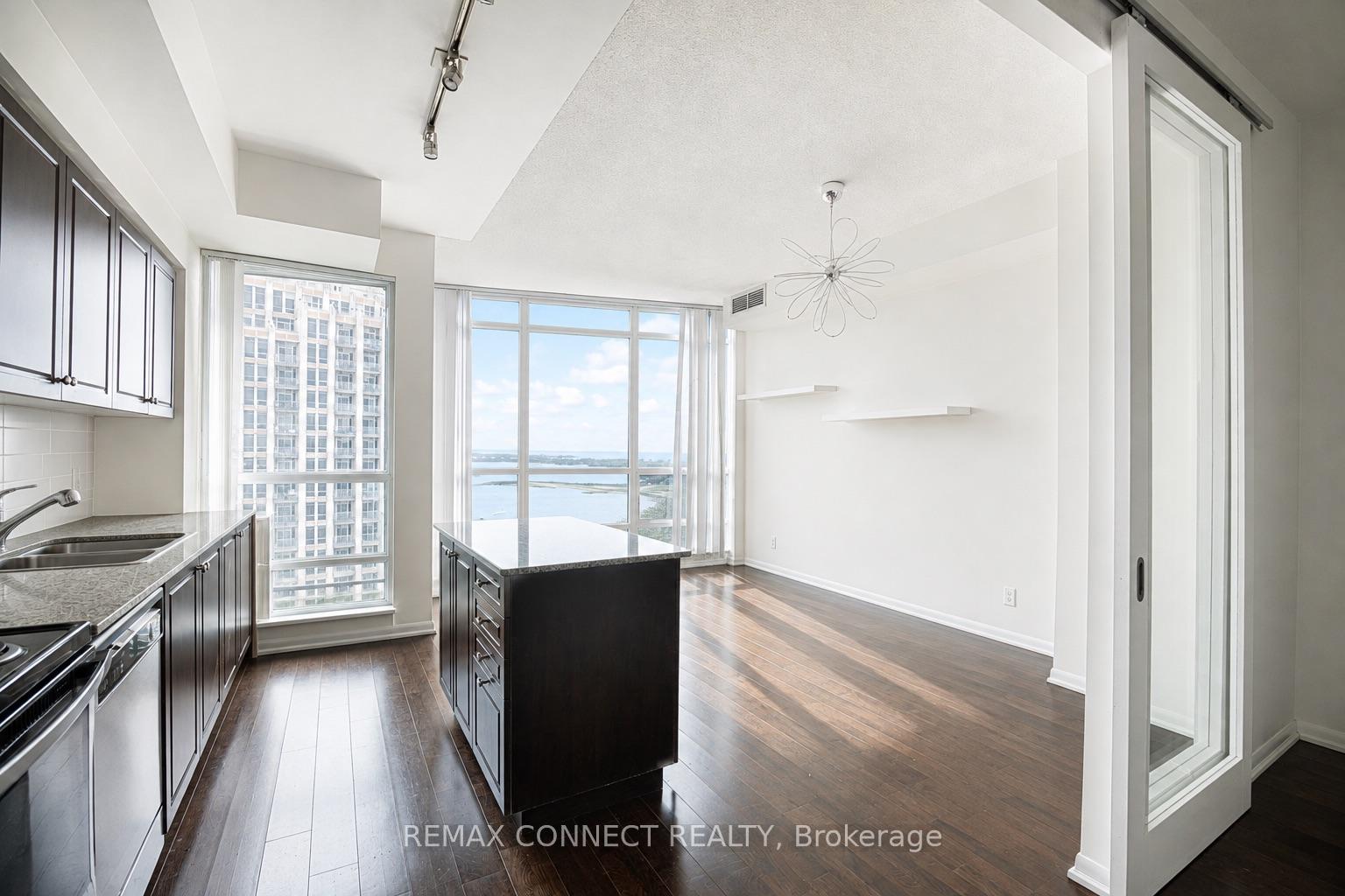 Photo 3 of Unit 3103, 215 Fort York Boulevard, Toronto, Niagara — HOMEH