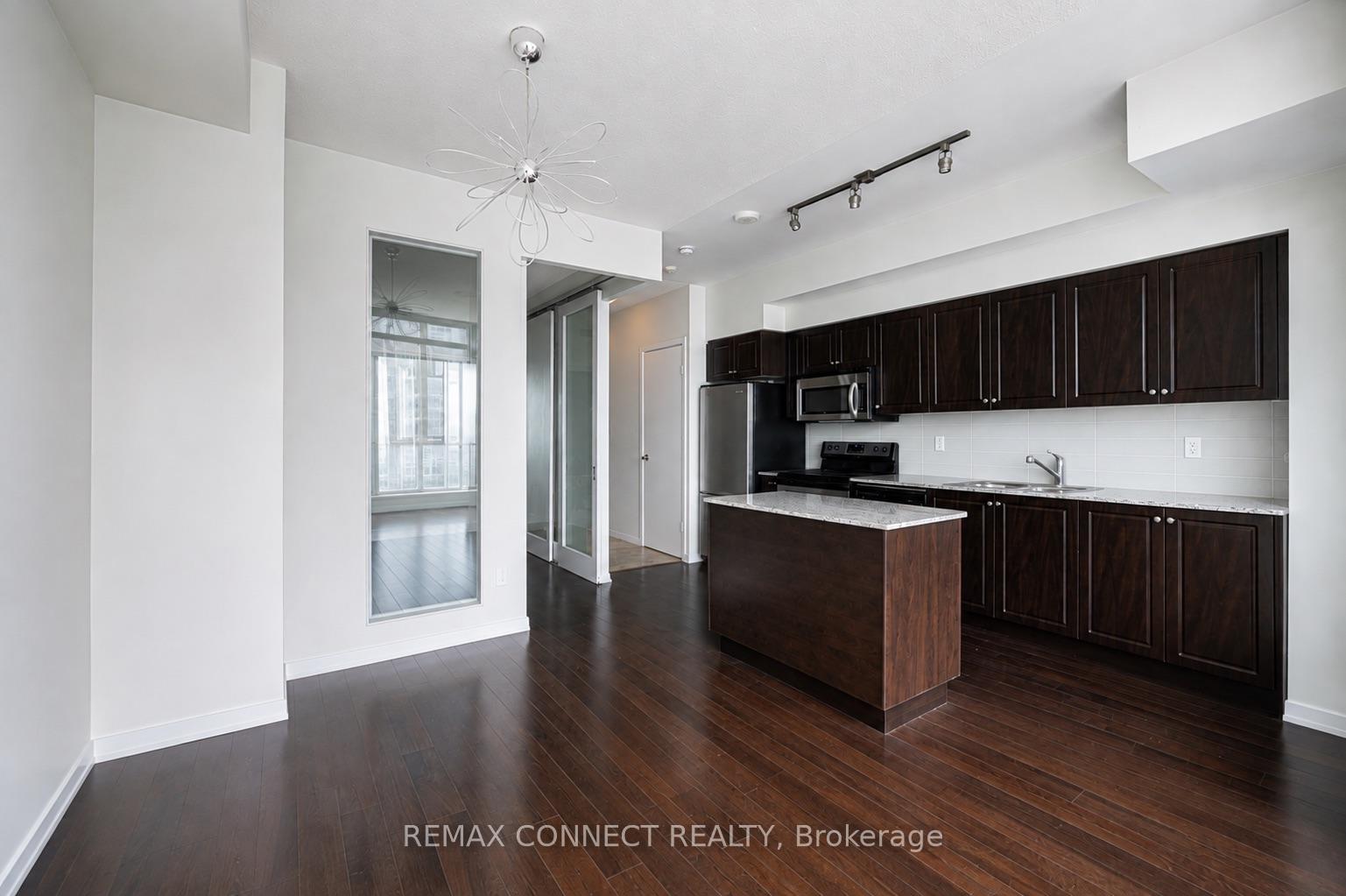 Photo 8 of Unit 3103, 215 Fort York Boulevard, Toronto, Niagara — HOMEH