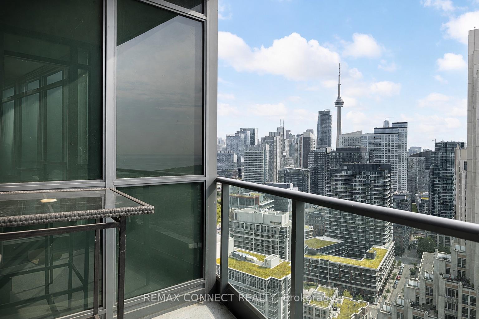 Photo 13 of Unit 3103, 215 Fort York Boulevard, Toronto, Niagara — HOMEH