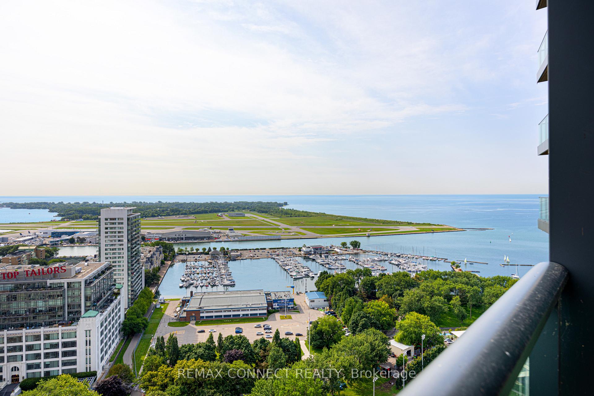 Photo 14 of Unit 3103, 215 Fort York Boulevard, Toronto, Niagara — HOMEH
