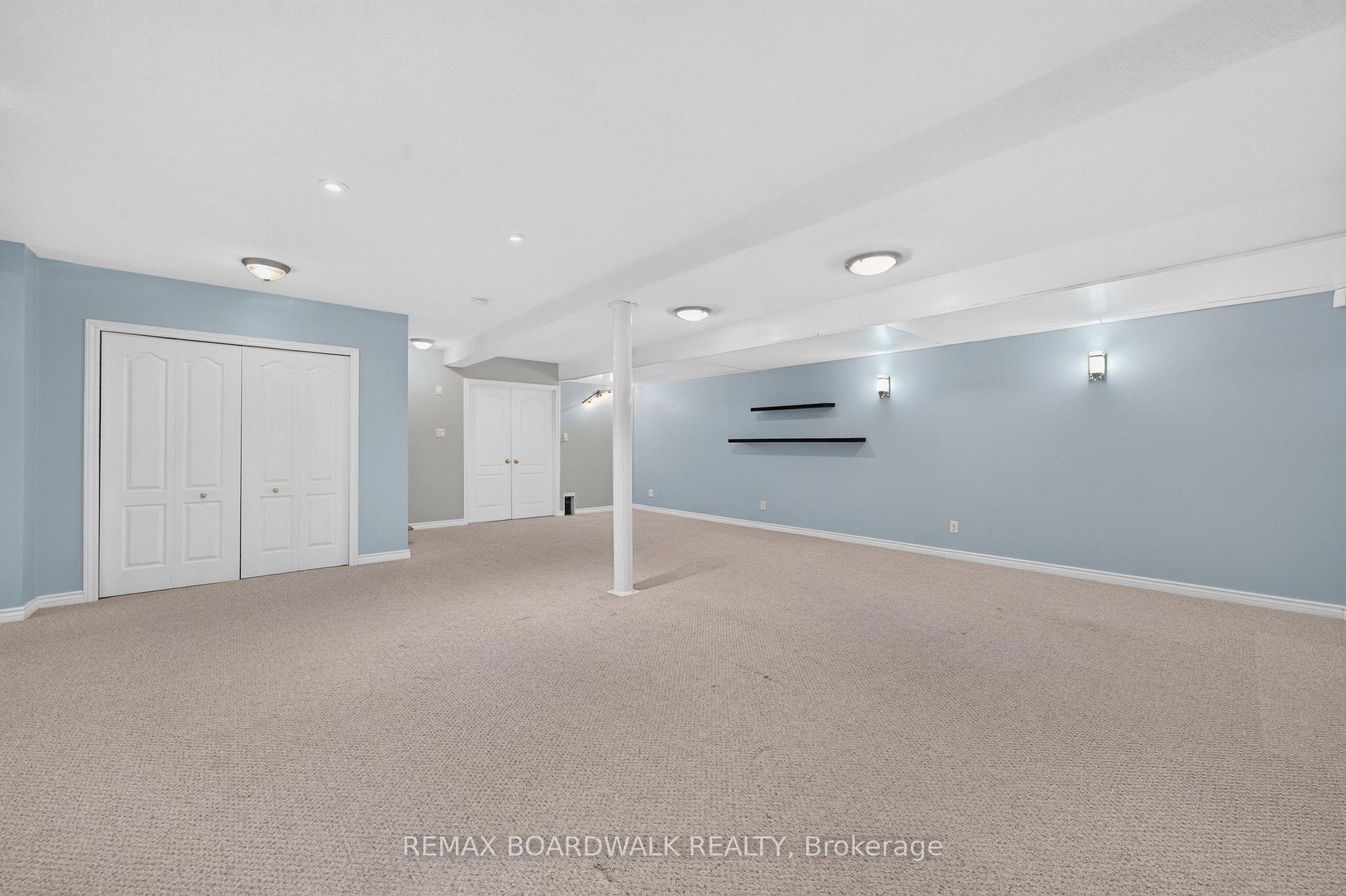 Photo 25 of 22 Burnstead Crescent, Ottawa, Kanata - Emerald Meadows/Trailwest — HOMEH