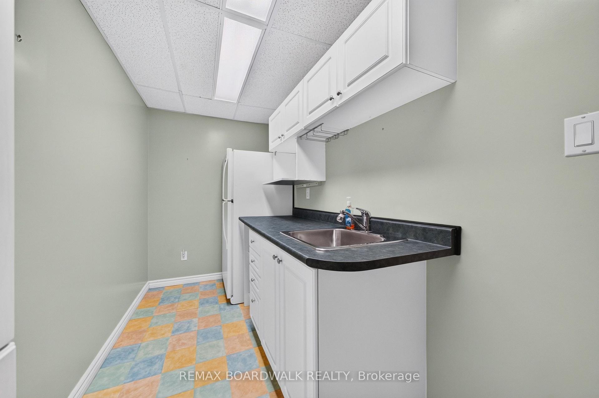 Photo 29 of 22 Burnstead Crescent, Ottawa, Kanata - Emerald Meadows/Trailwest — HOMEH