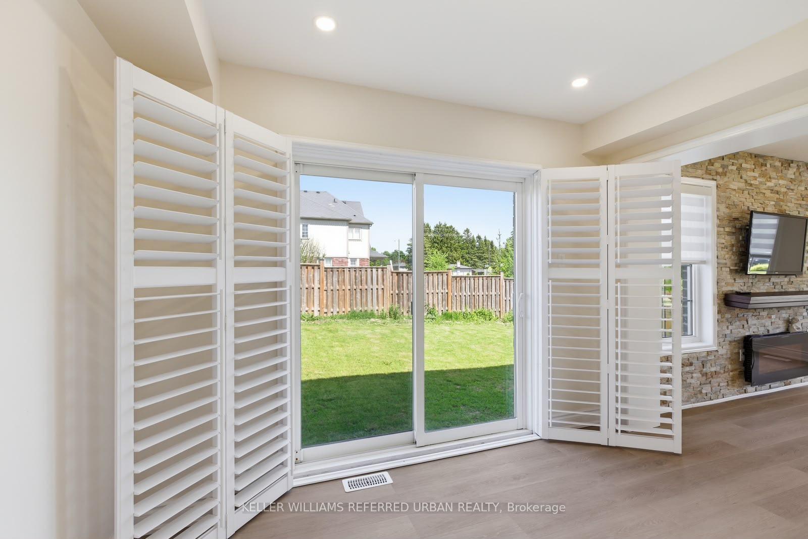 Photo 24 of 14 Andover Drive, Woolwich, Breslau — HOMEH