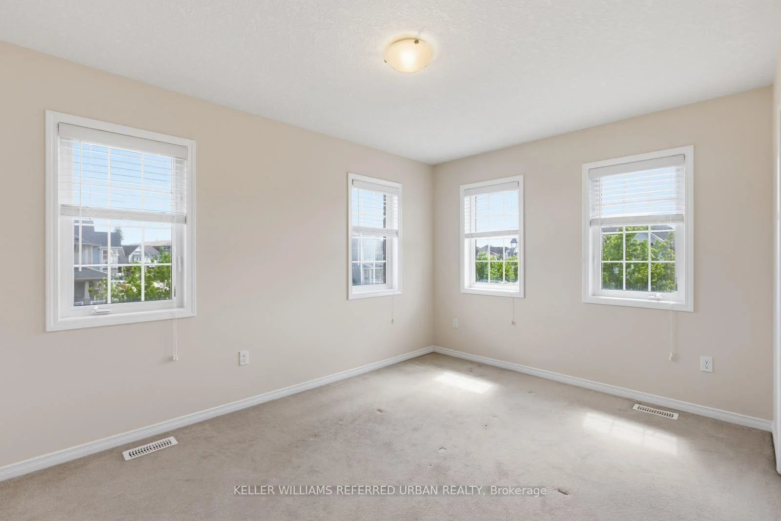 Photo 41 of 14 Andover Drive, Woolwich, Breslau — HOMEH