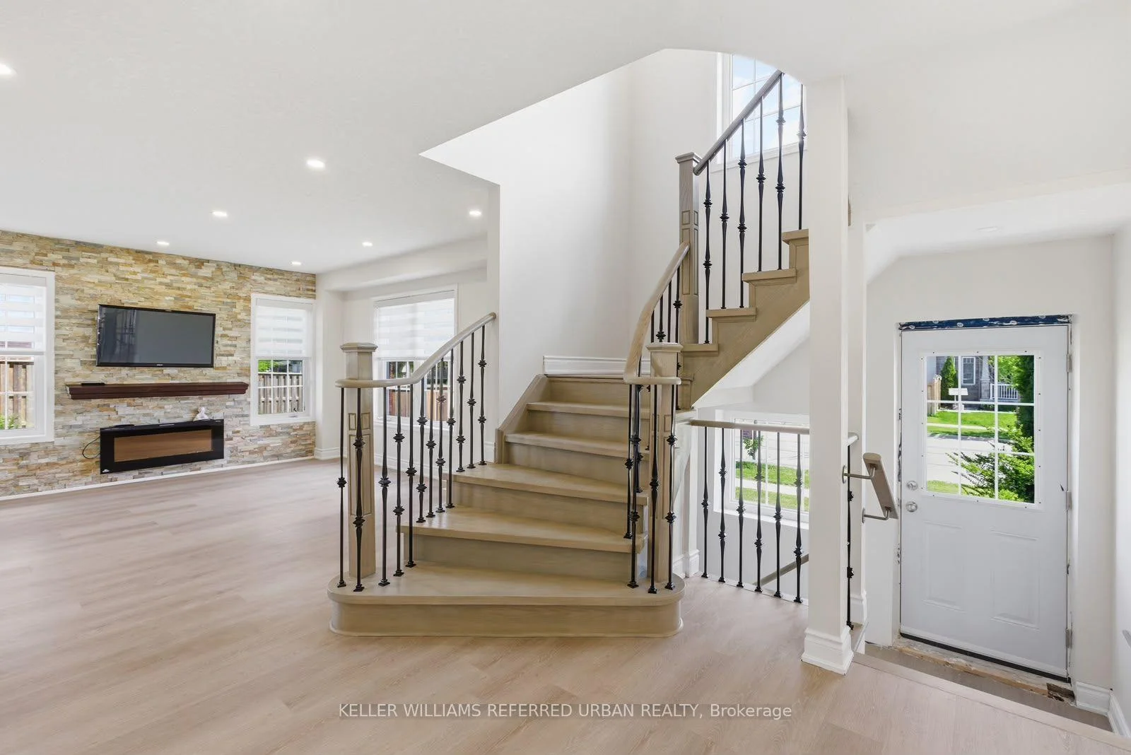 Photo 63 of 14 Andover Drive, Woolwich, Breslau — HOMEH