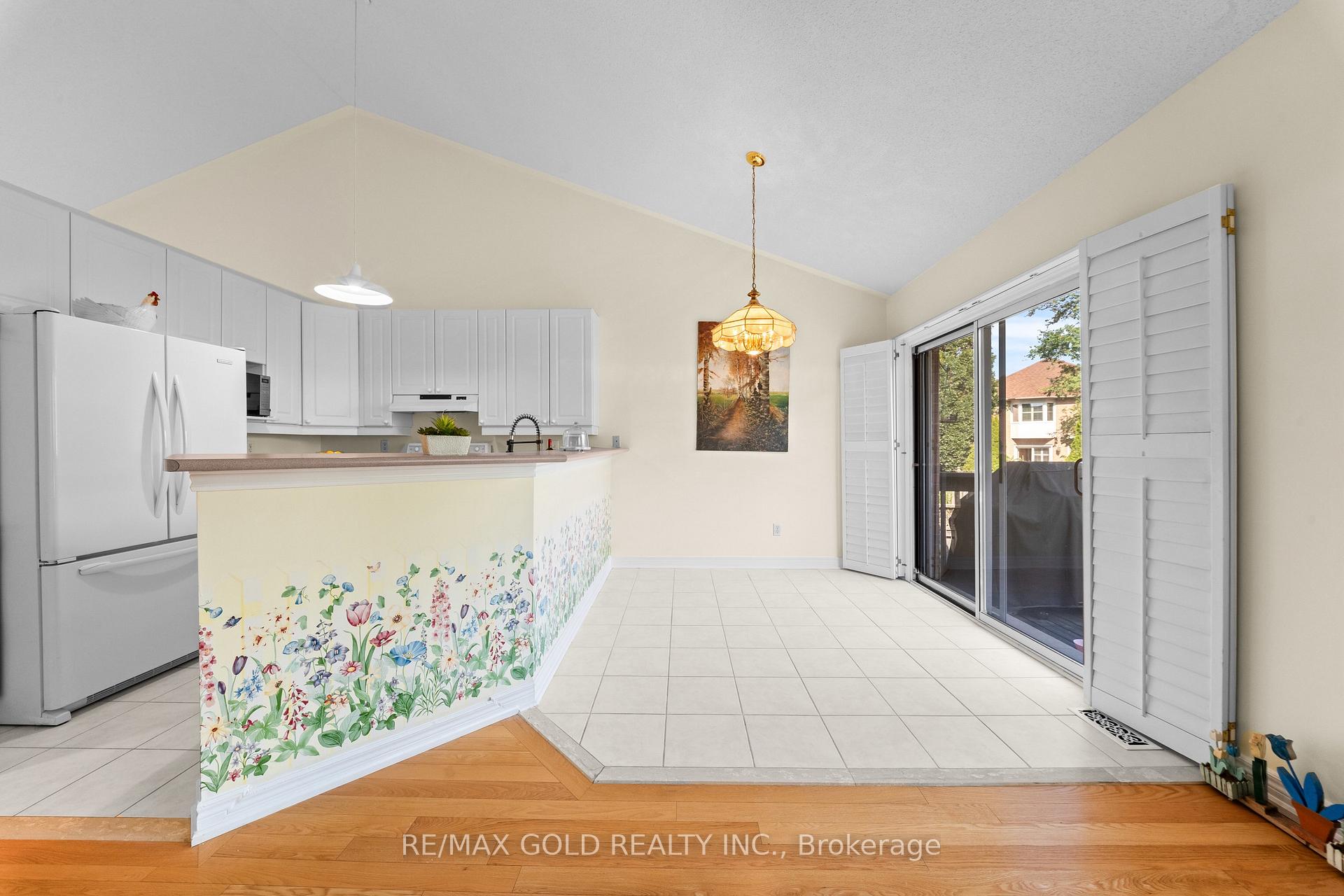 Photo 20 of 26 Highwood Road, Brampton, Snelgrove — HOMEH
