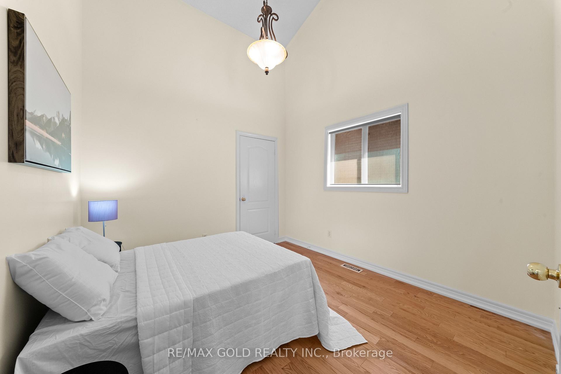 Photo 30 of 26 Highwood Road, Brampton, Snelgrove — HOMEH