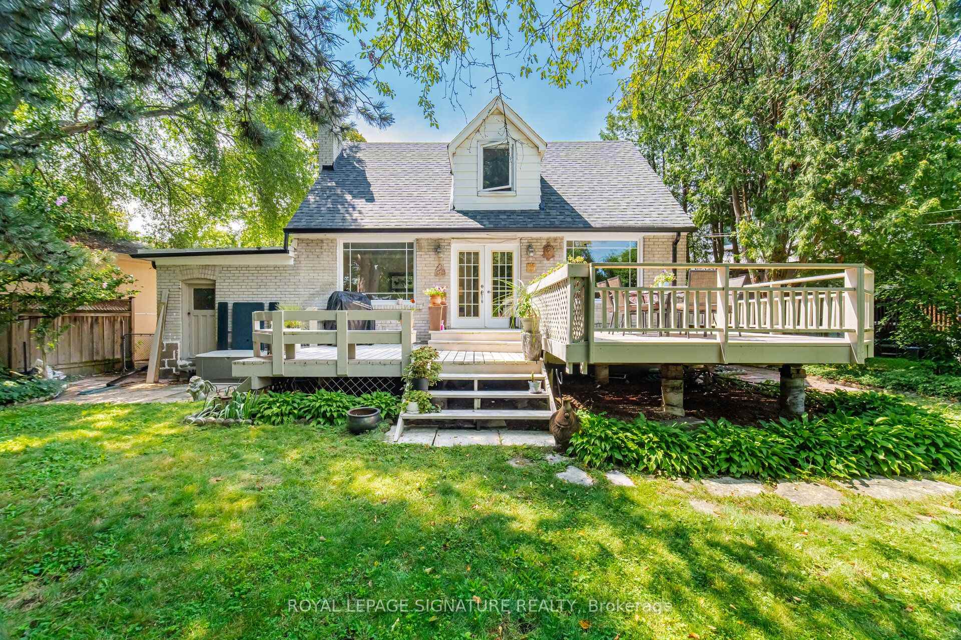 Photo 46 of 10 Elmview Court, Etobicoke, Kingsway South — HOMEH