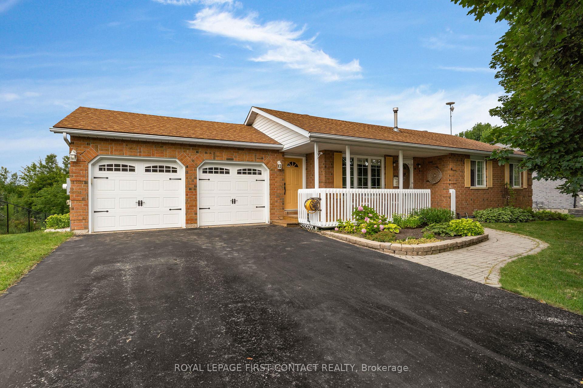 Photo 2 of 22 Procee Circle, Oro-Medonte, Craighurst — HOMEH