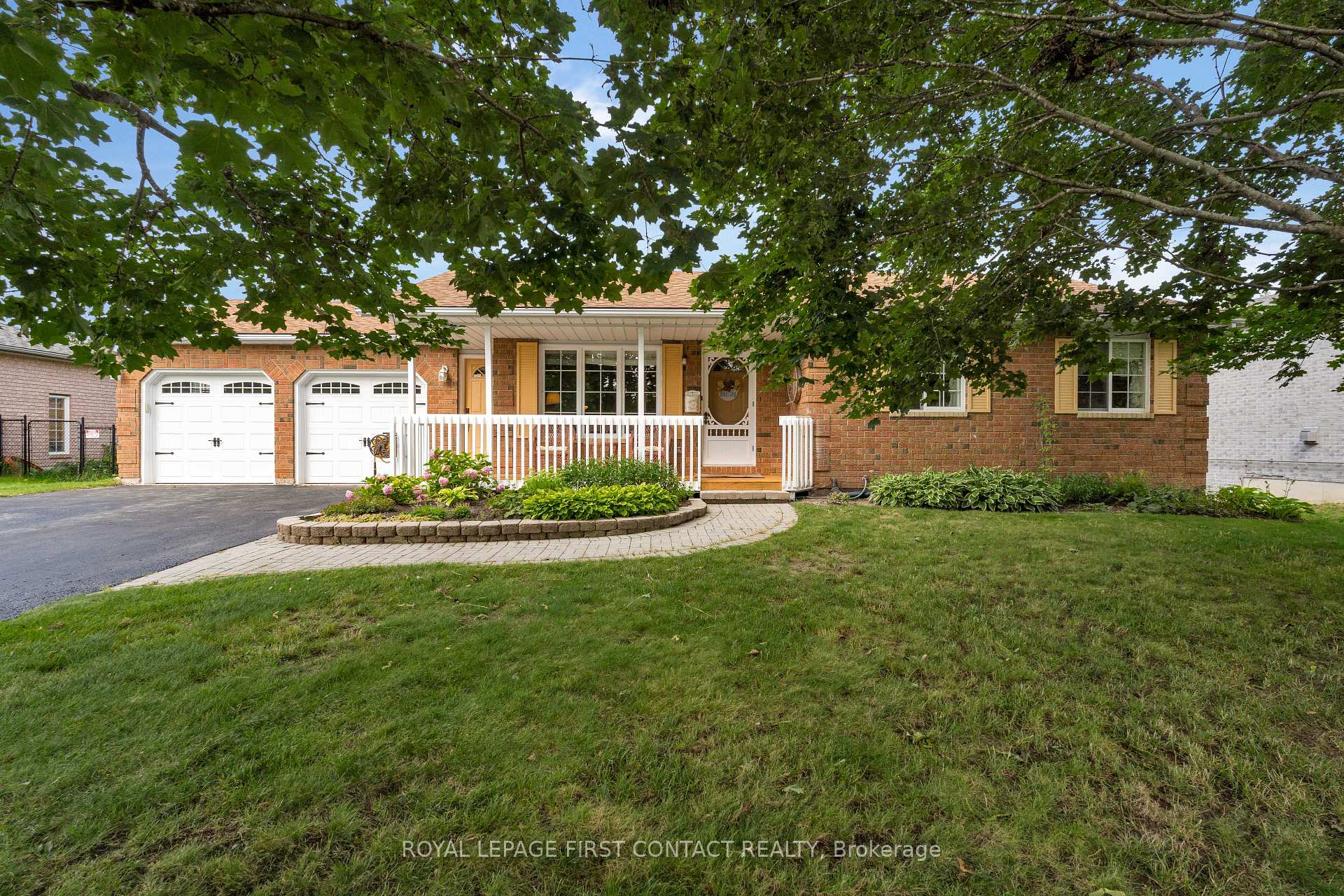 Photo 4 of 22 Procee Circle, Oro-Medonte, Craighurst — HOMEH