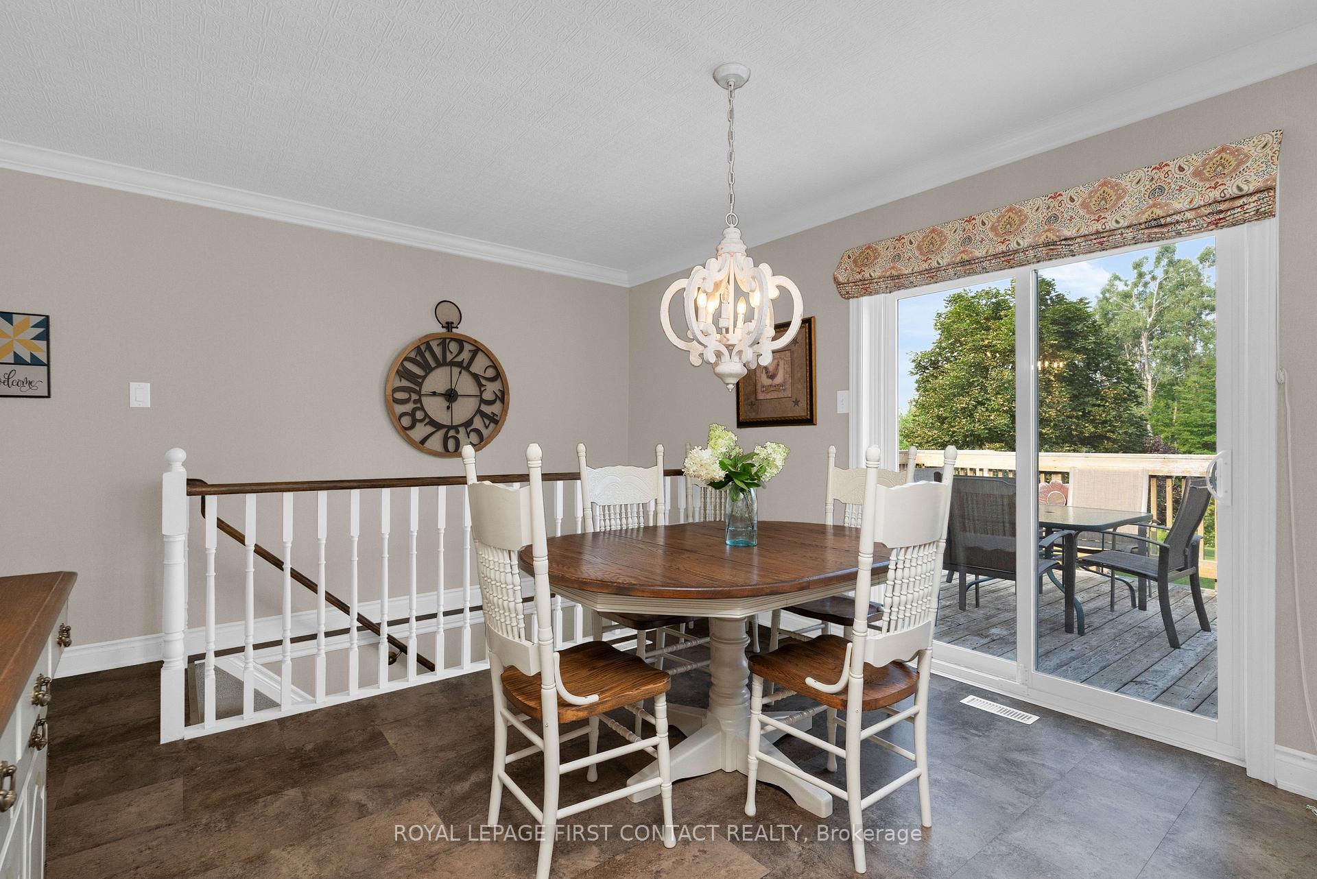 Photo 8 of 22 Procee Circle, Oro-Medonte, Craighurst — HOMEH