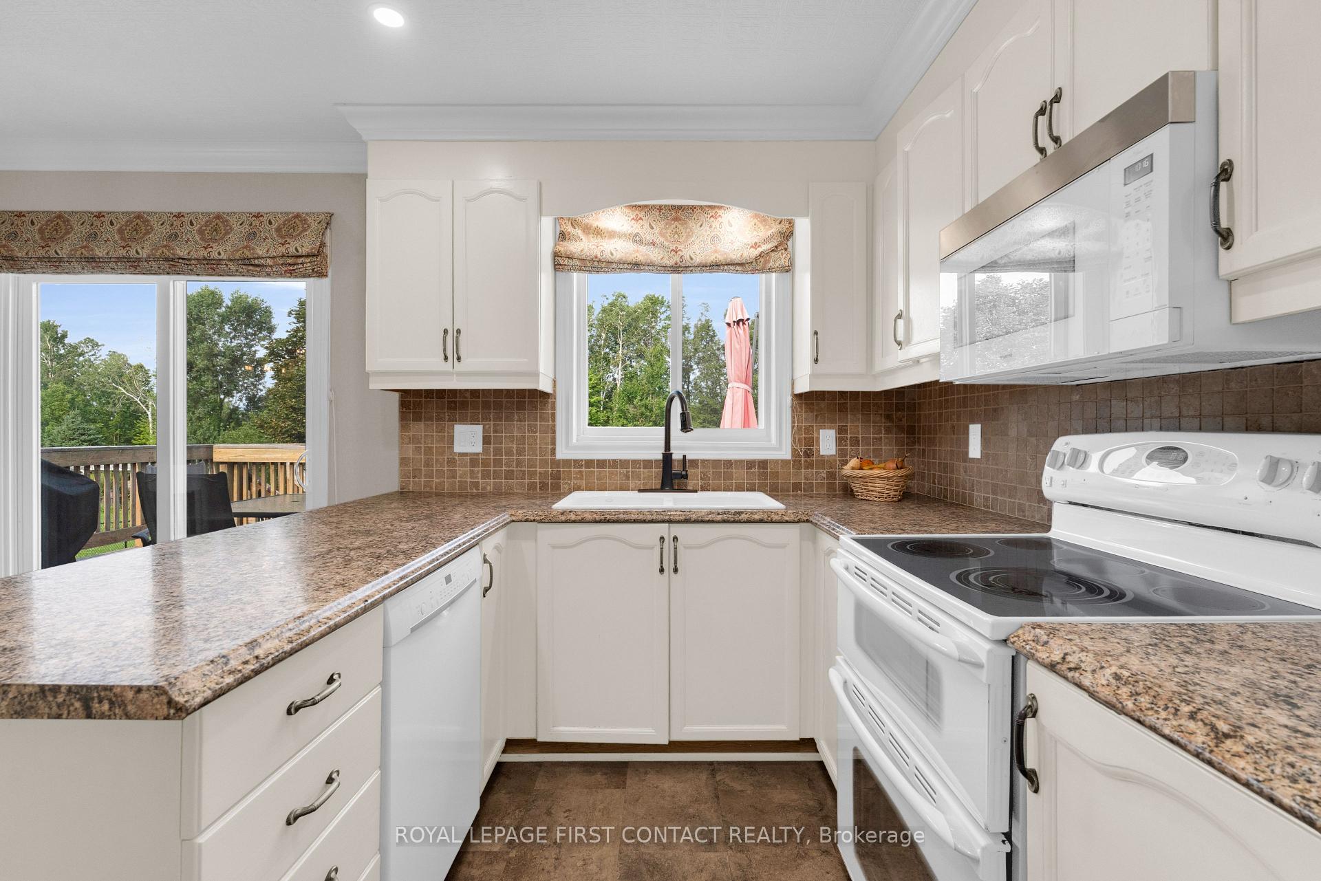 Photo 9 of 22 Procee Circle, Oro-Medonte, Craighurst — HOMEH