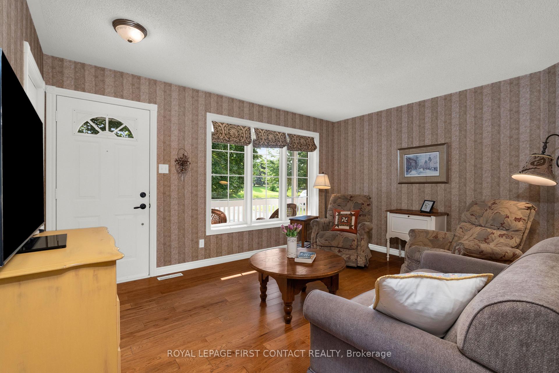Photo 11 of 22 Procee Circle, Oro-Medonte, Craighurst — HOMEH