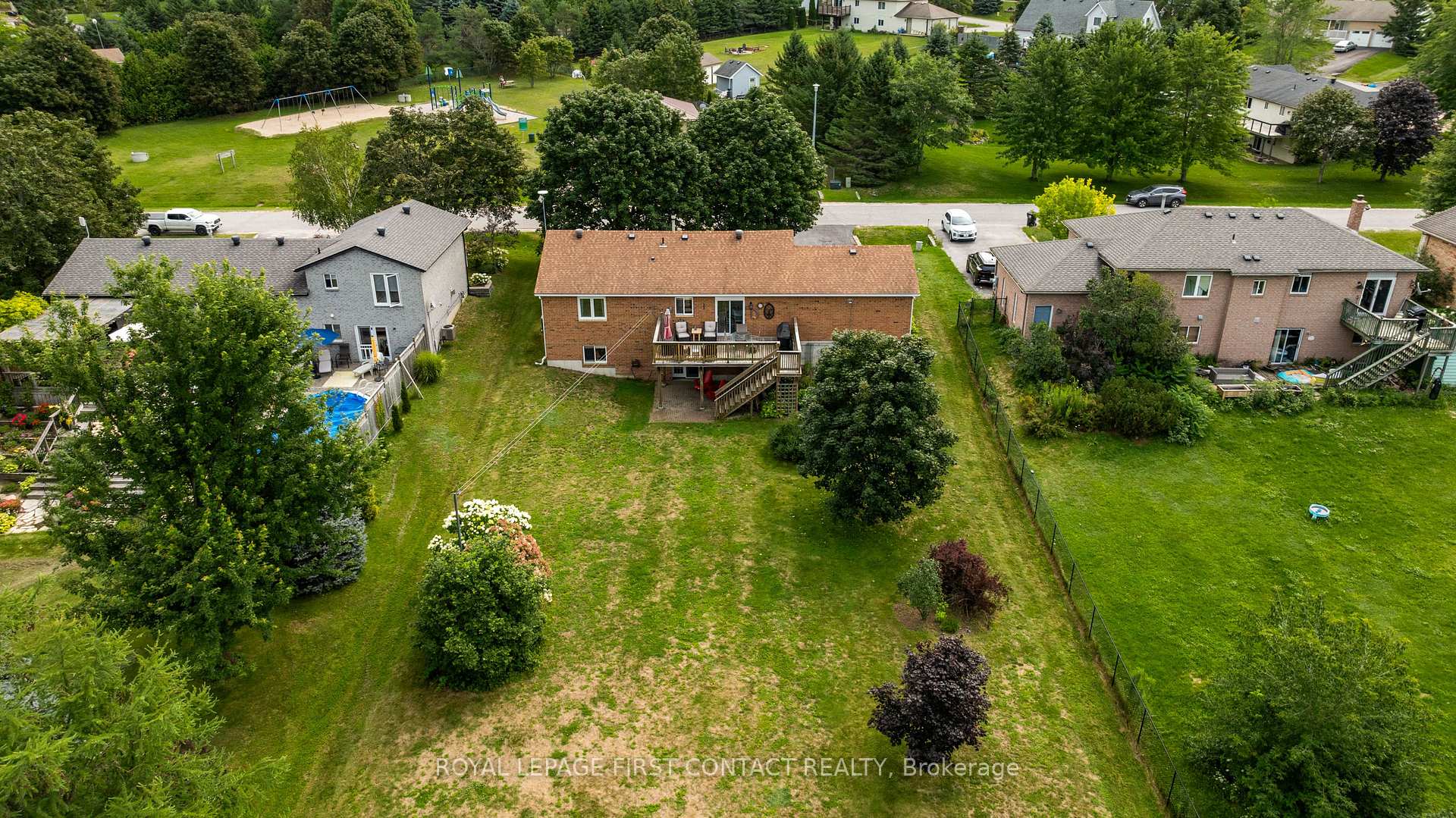 Photo 36 of 22 Procee Circle, Oro-Medonte, Craighurst — HOMEH