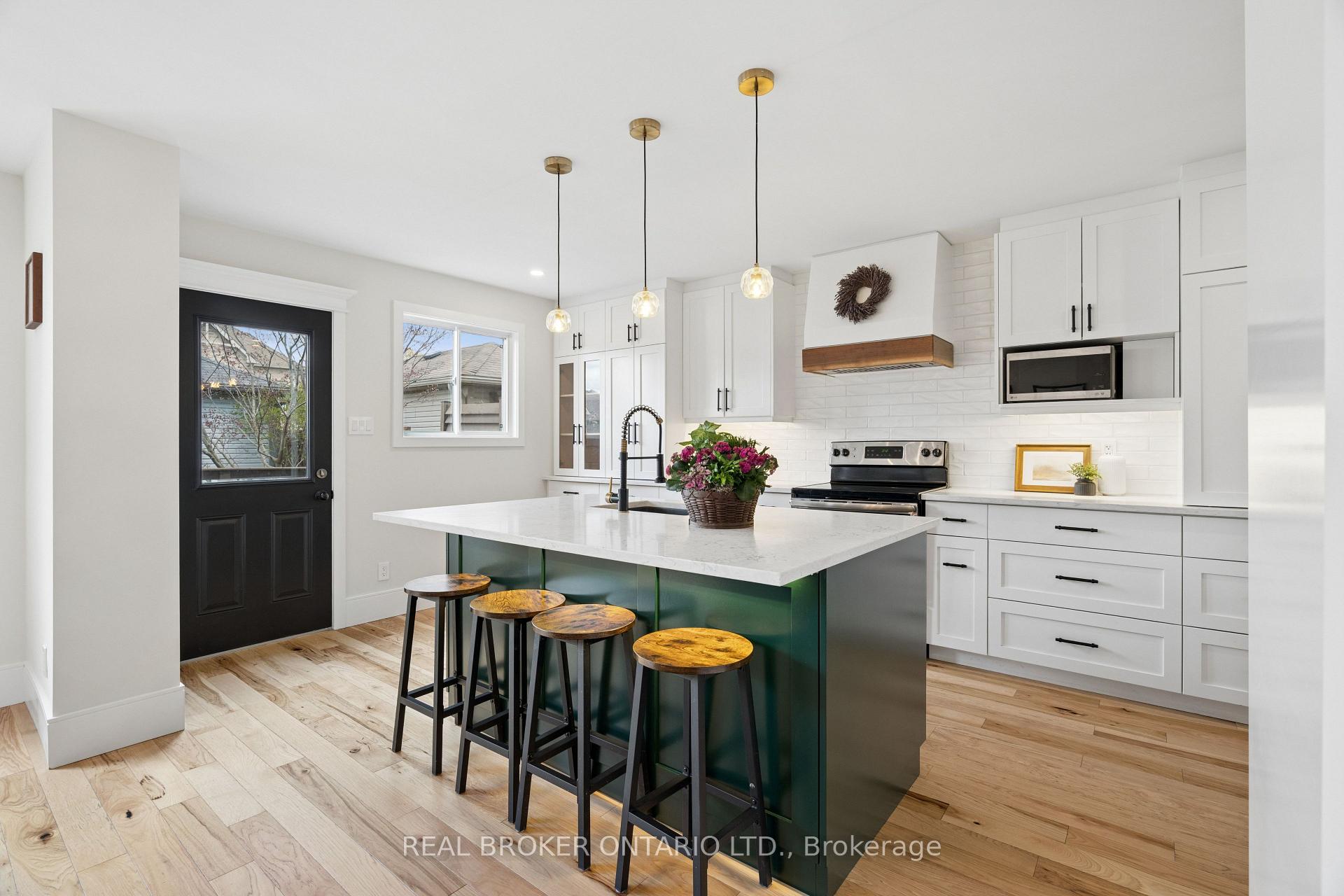 Photo 16 of 168 Hampson Crescent, Guelph/Eramosa, Rockwood — HOMEH