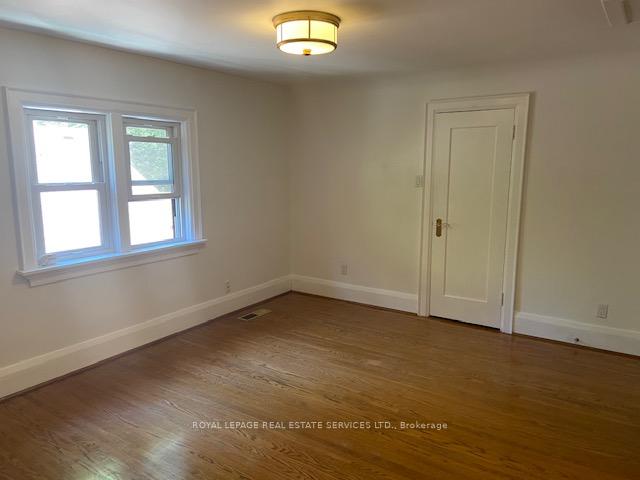 Photo 16 of 14 Birchview Boulevard, Etobicoke, Kingsway South — HOMEH