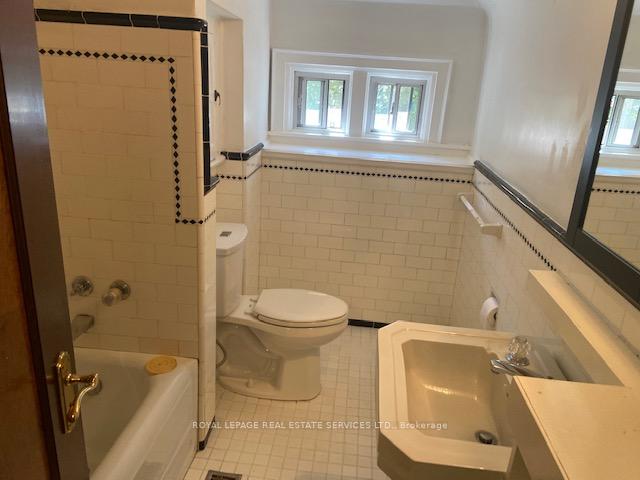 Photo 22 of 14 Birchview Boulevard, Etobicoke, Kingsway South — HOMEH