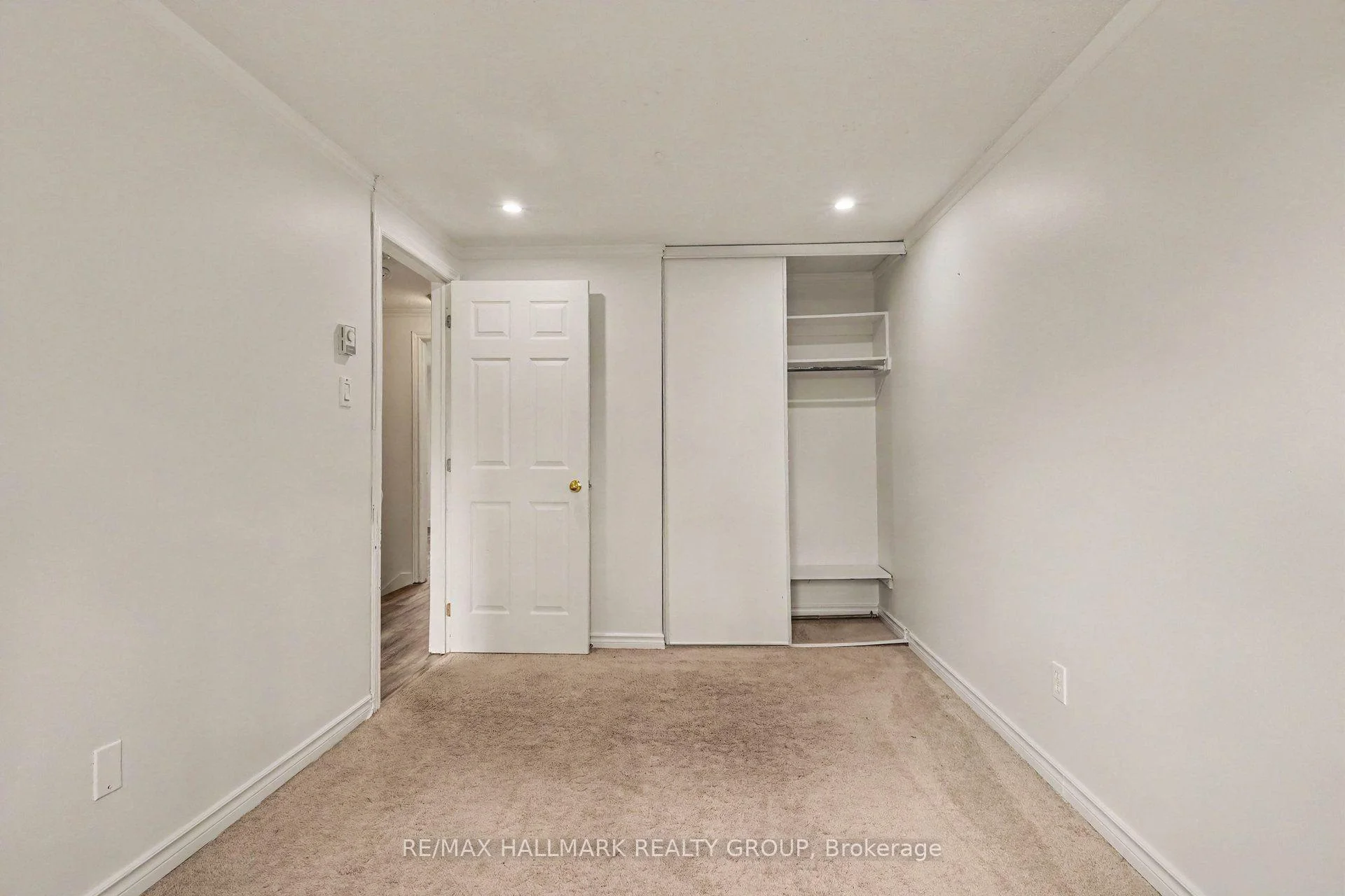 Photo 36 of Unit 101, 3045 Olympic Way, Ottawa, Blossom Park/Leitrim — HOMEH