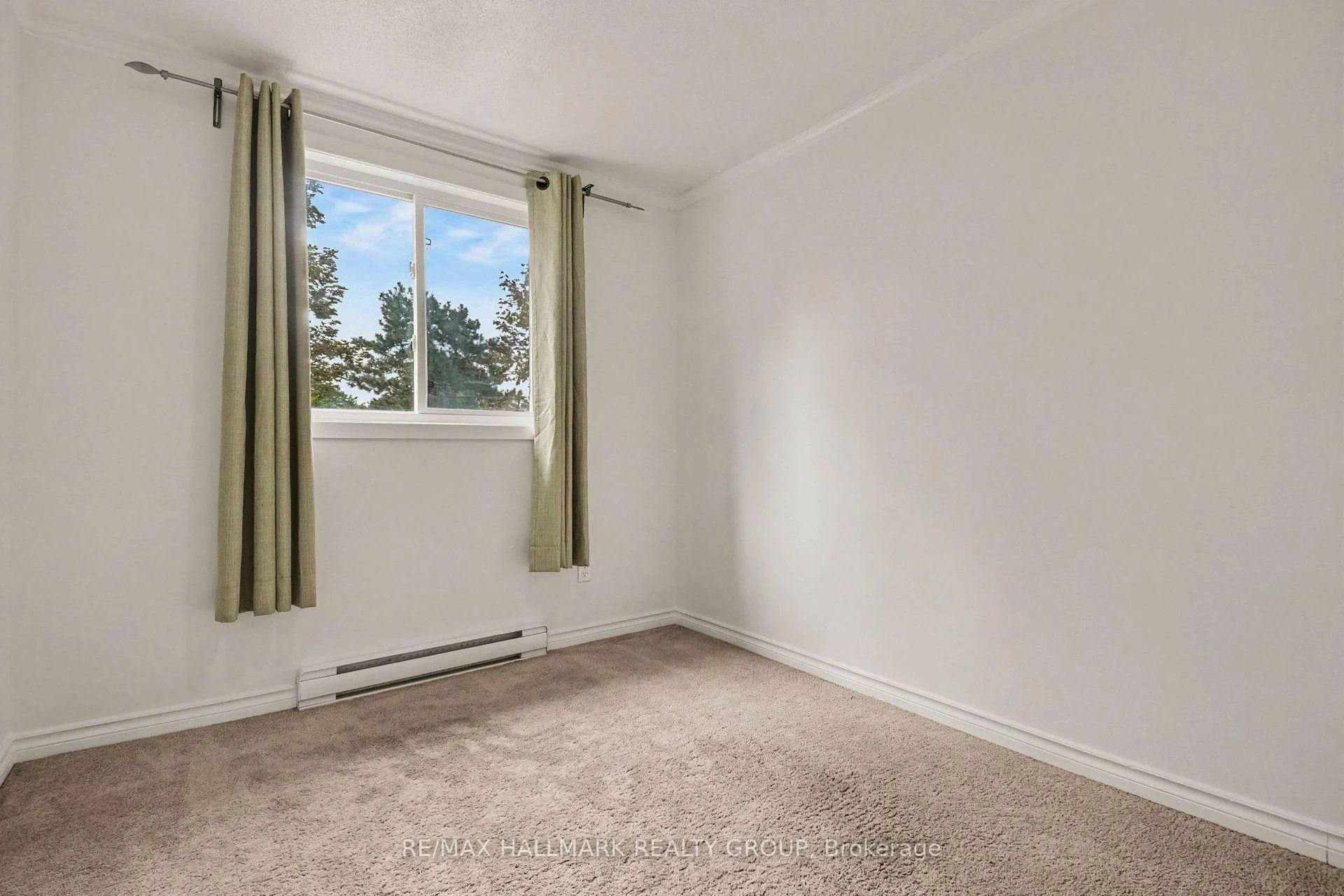 Photo 38 of Unit 101, 3045 Olympic Way, Ottawa, Blossom Park/Leitrim — HOMEH