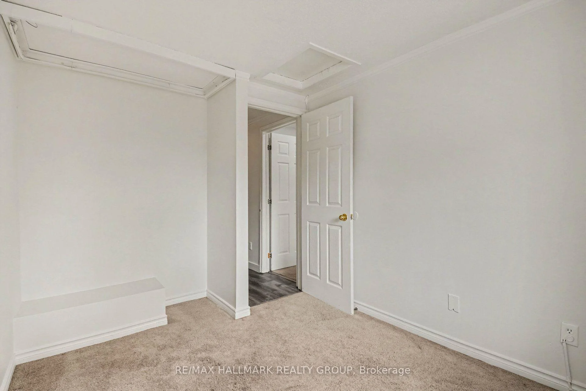 Photo 40 of Unit 101, 3045 Olympic Way, Ottawa, Blossom Park/Leitrim — HOMEH